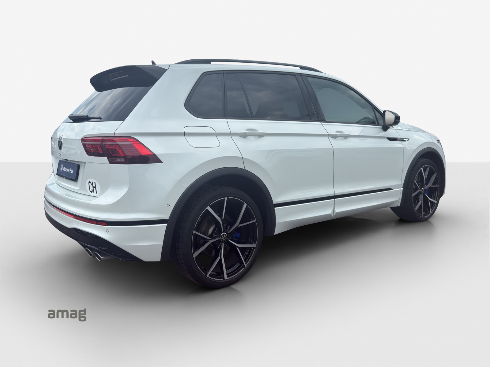 VW Tiguan 2.0TSI R 4Motion DSG-image-4