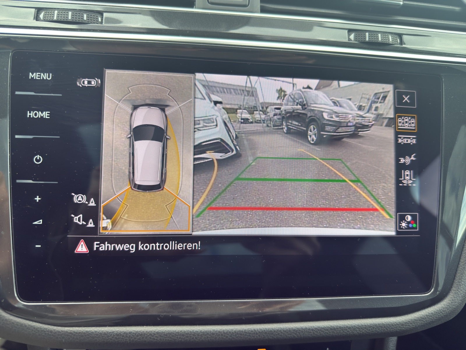 VW Tiguan 2.0TSI R 4Motion DSG-image-15