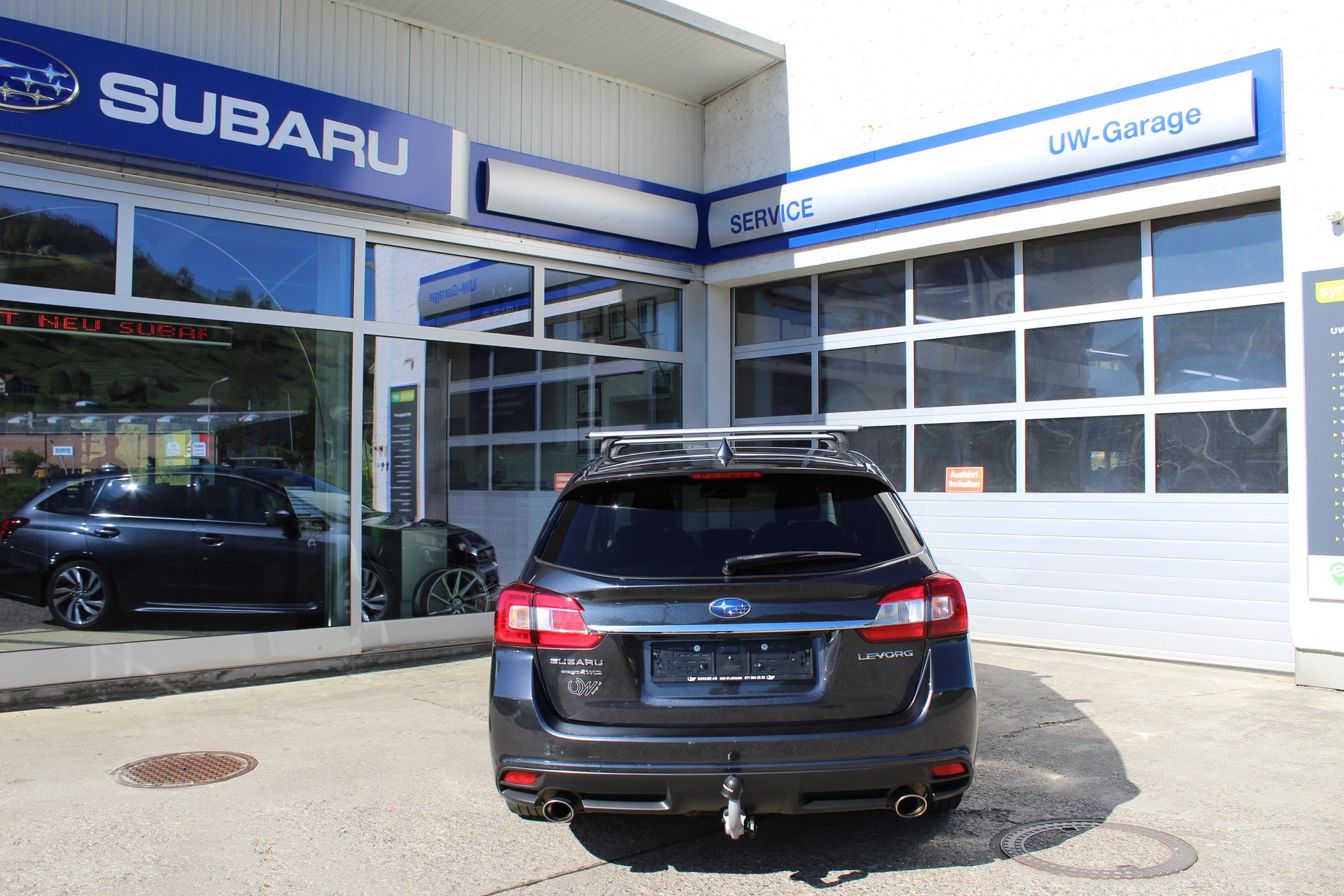 SUBARU Levorg 1.6 DIT Swiss Plus-image-3