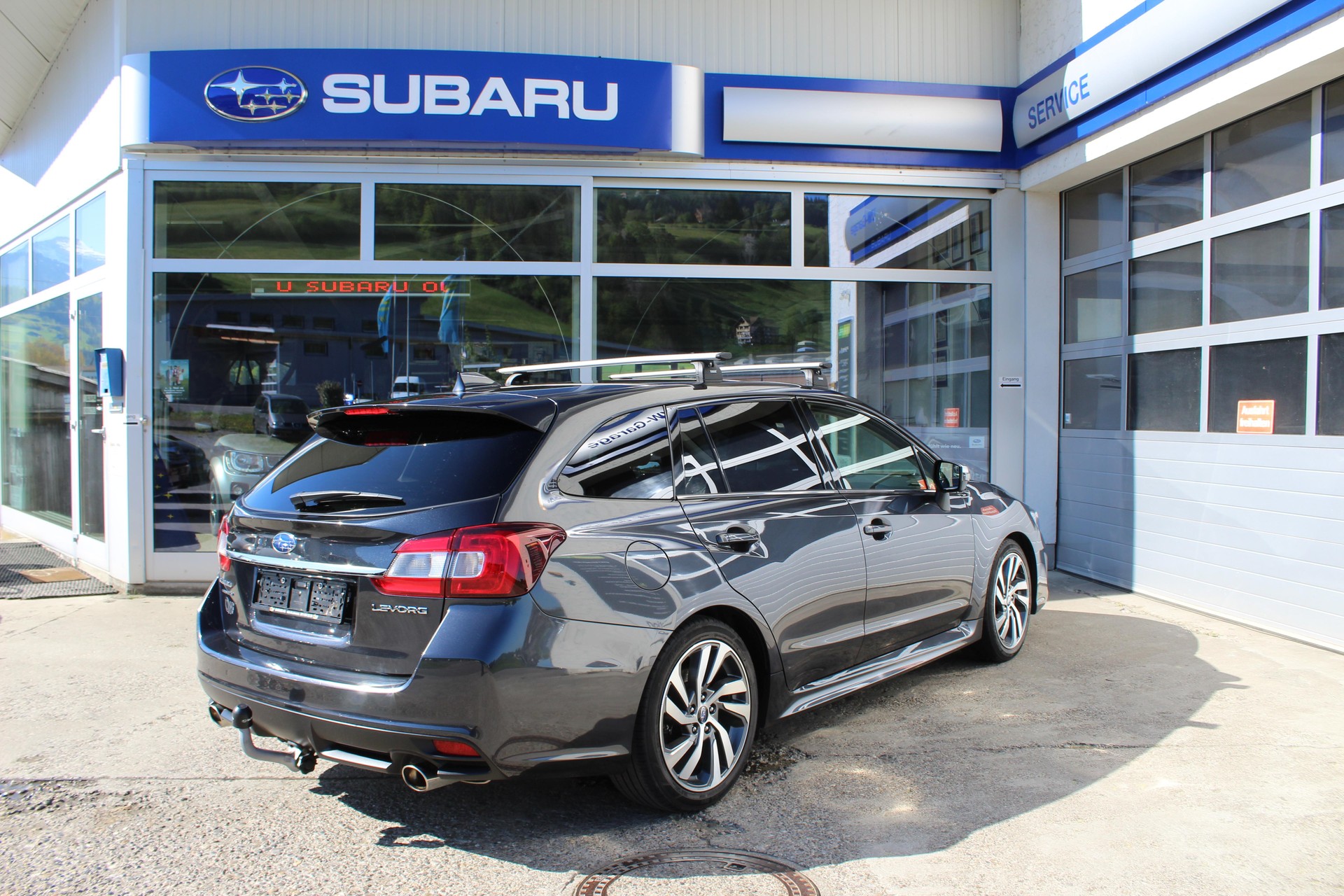SUBARU Levorg 1.6 DIT Swiss Plus-image-5