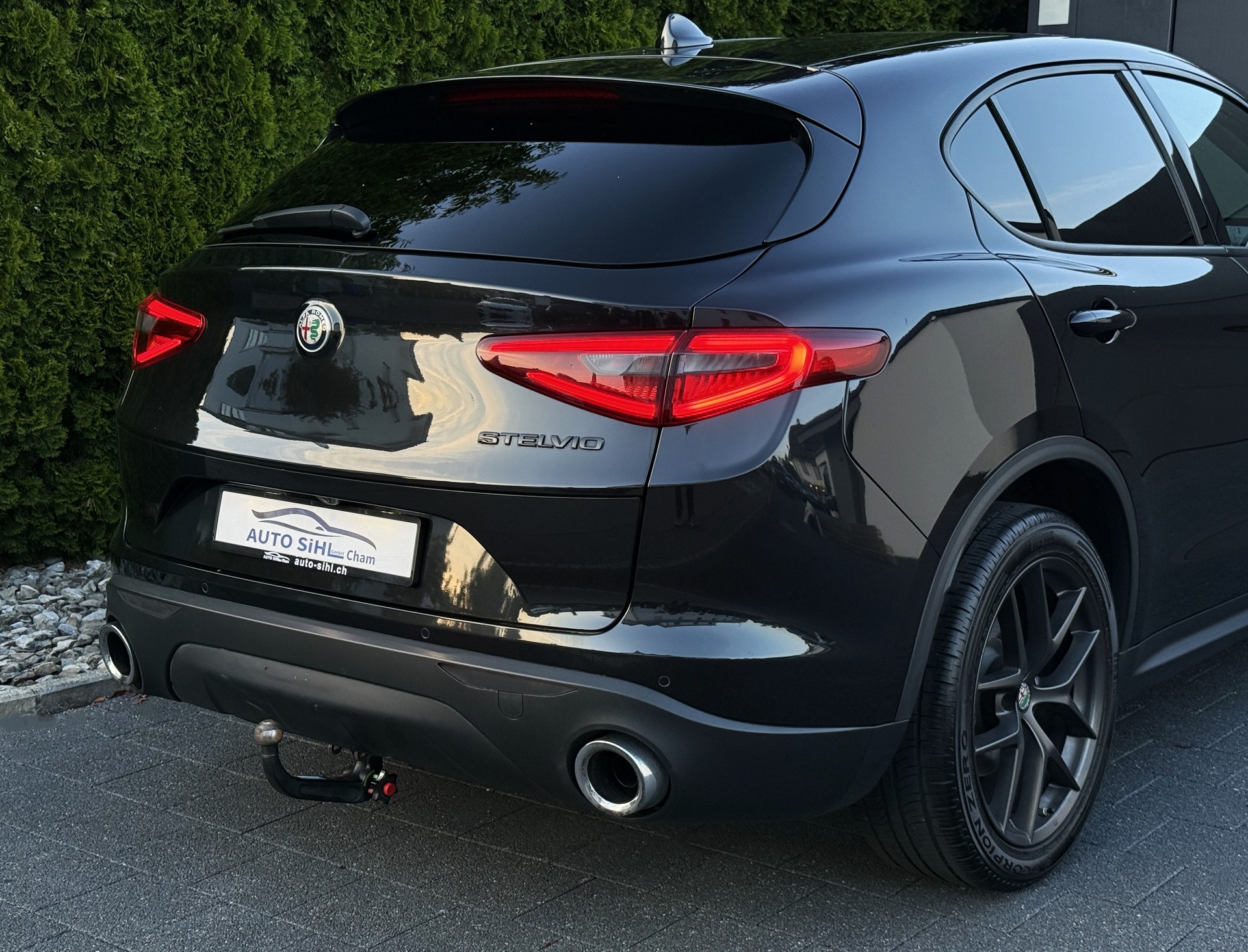 ALFA ROMEO Stelvio 2.0 First Edition Q4 Automatic / Anhängerkupplung-image-10