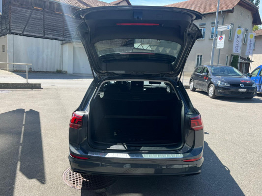 VW Golf Va 1.5 e TSI Life-image-9