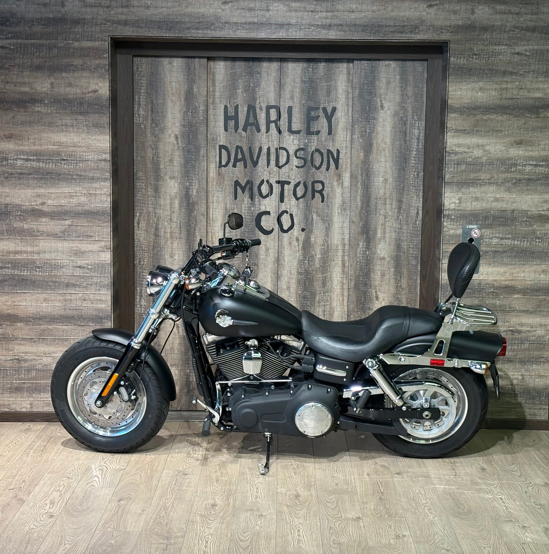 HARLEY-DAVIDSON FXDF Dyna Fat Bob-showroom-element-3