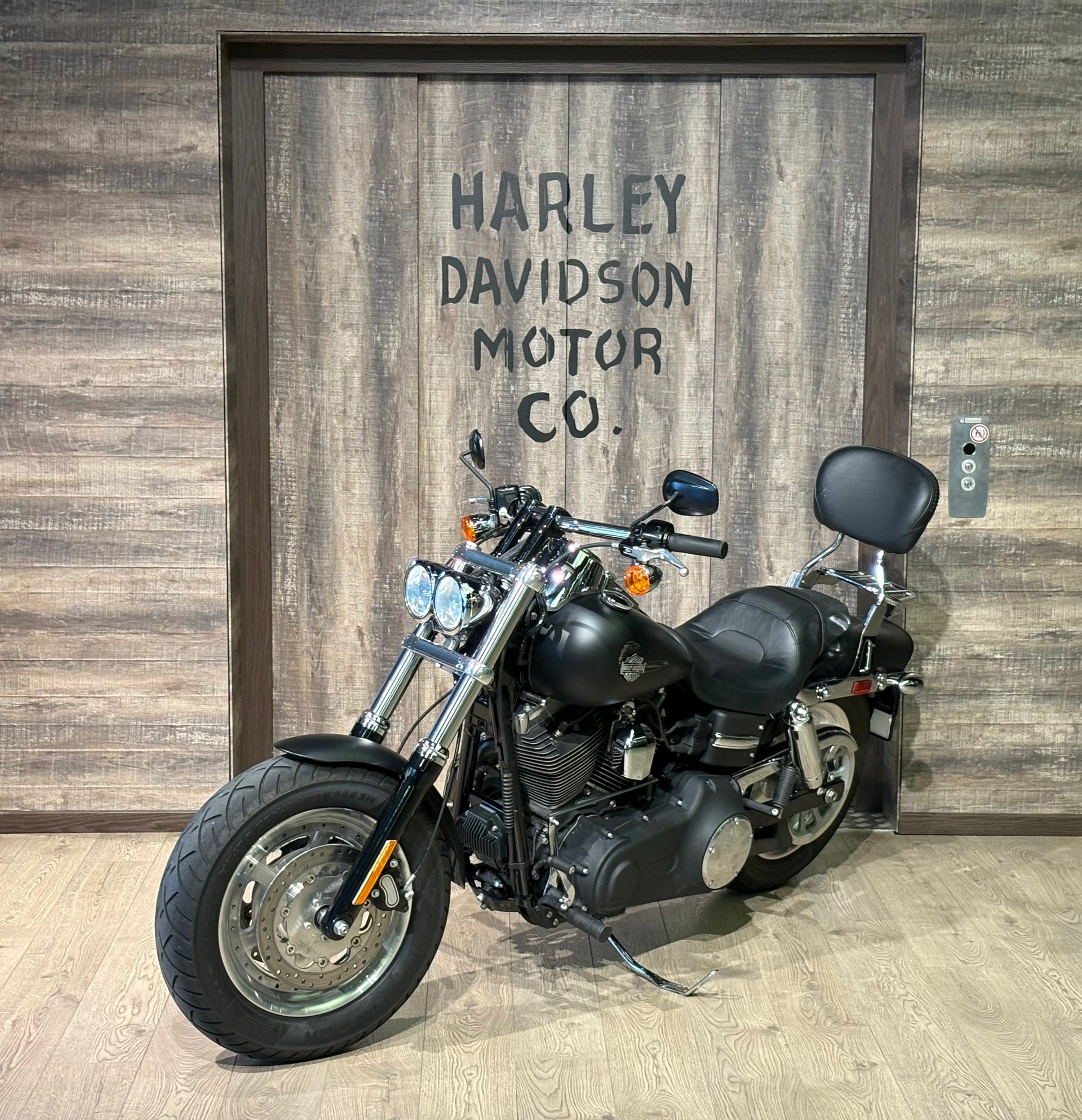 HARLEY-DAVIDSON FXDF Dyna Fat Bob-showroom-element-2