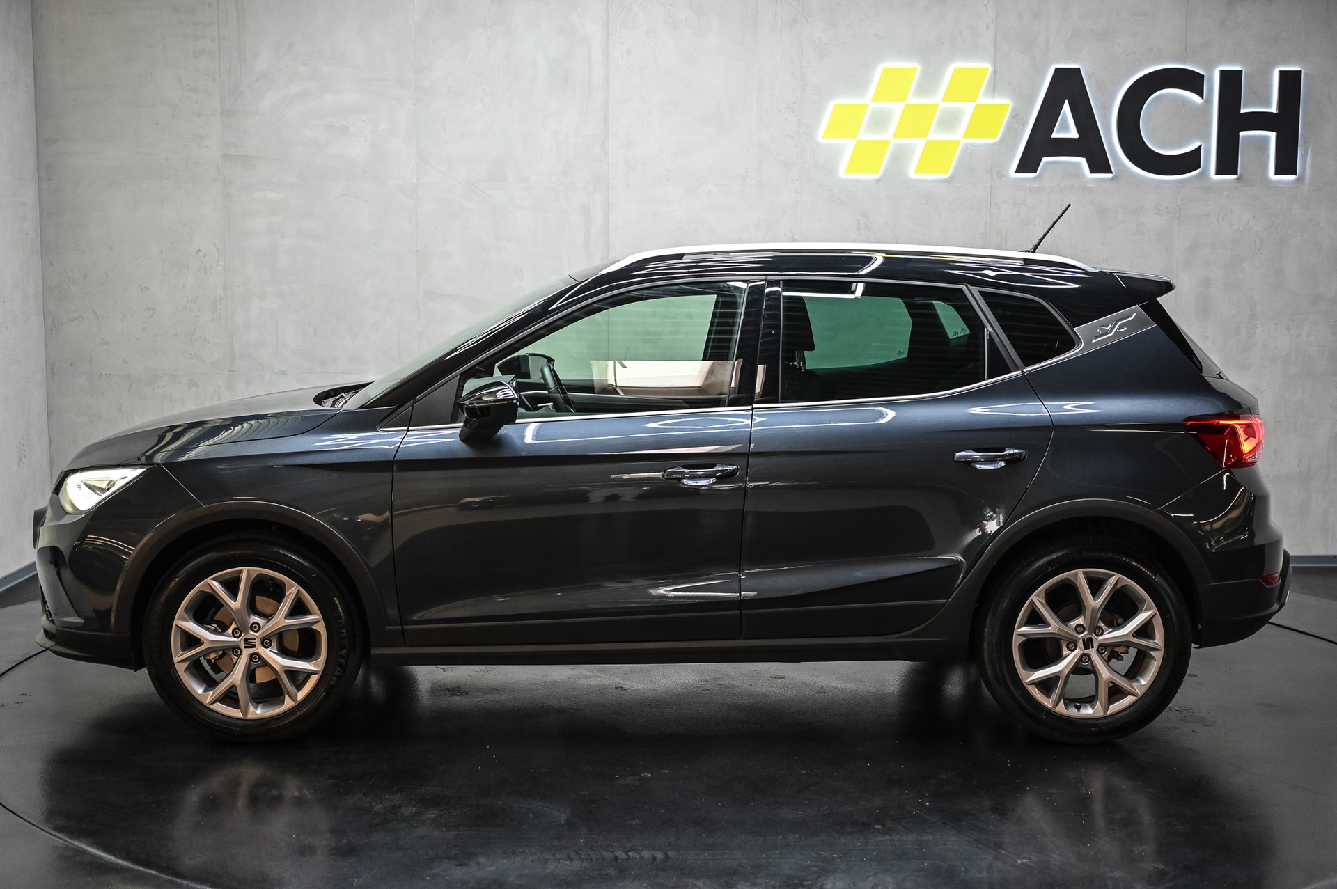 SEAT Arona 1.0 TSI 115 FR DSG-image-4