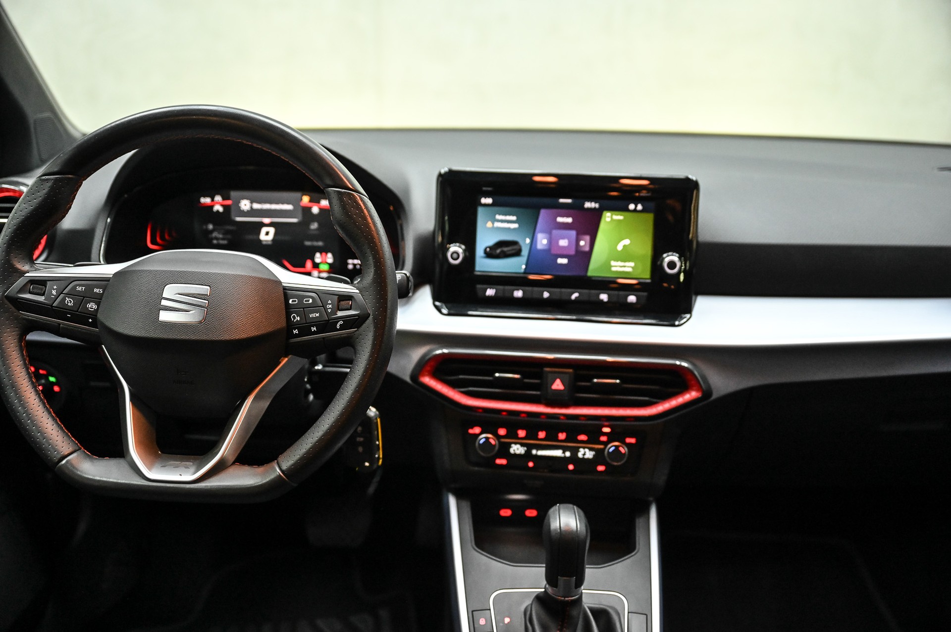 SEAT Arona 1.0 TSI 115 FR DSG-image-18