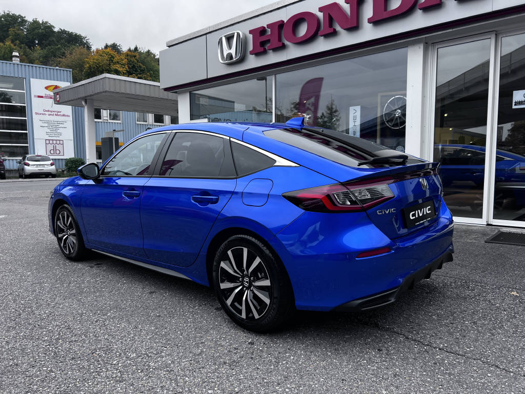 HONDA Civic 2.0 i-MMD Elegance-showroom-element-2