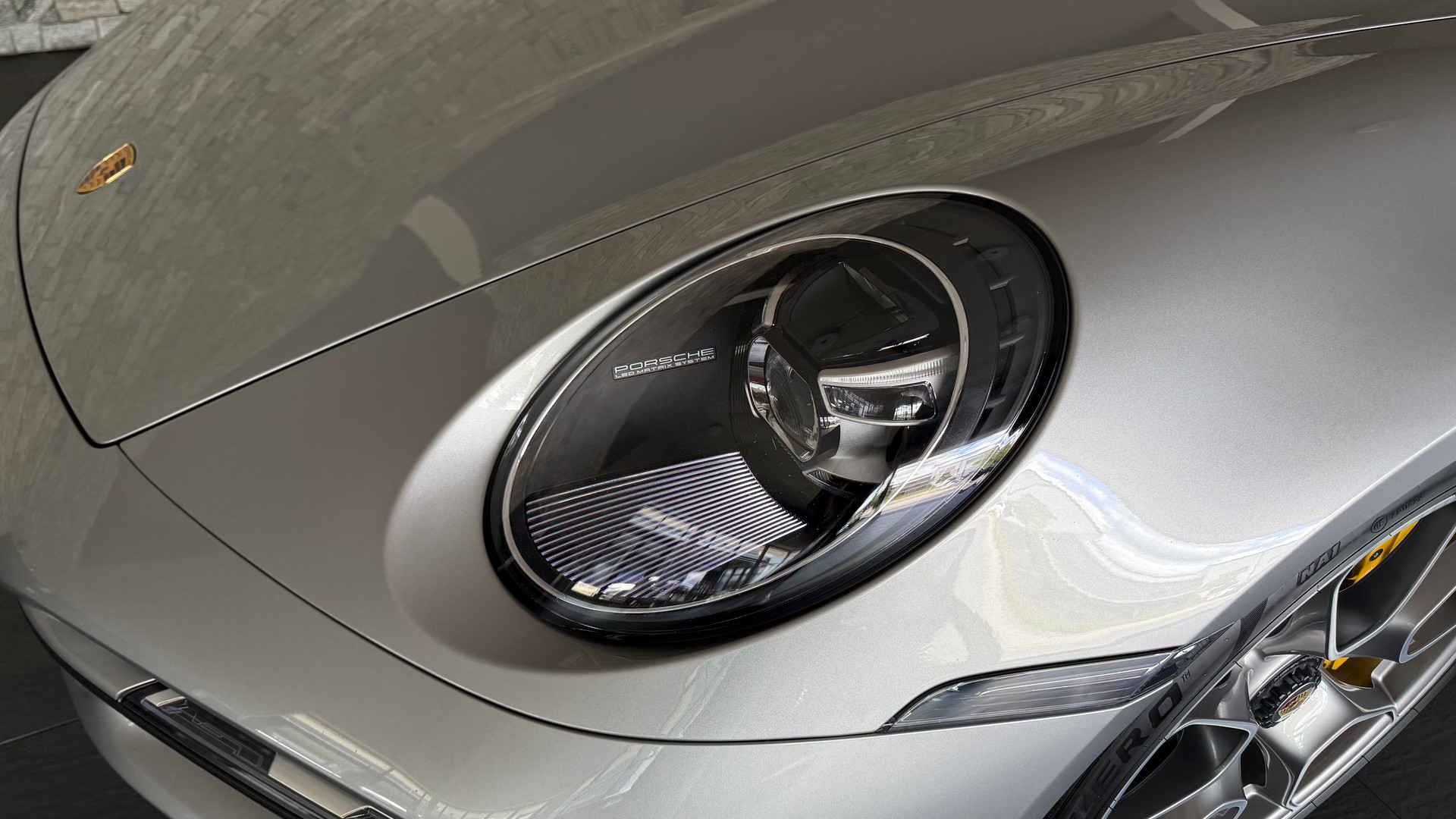 PORSCHE 911 Turbo S PDK-image-9