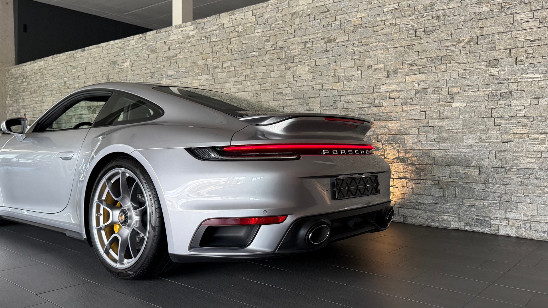 PORSCHE 911 Turbo S PDK-image-8