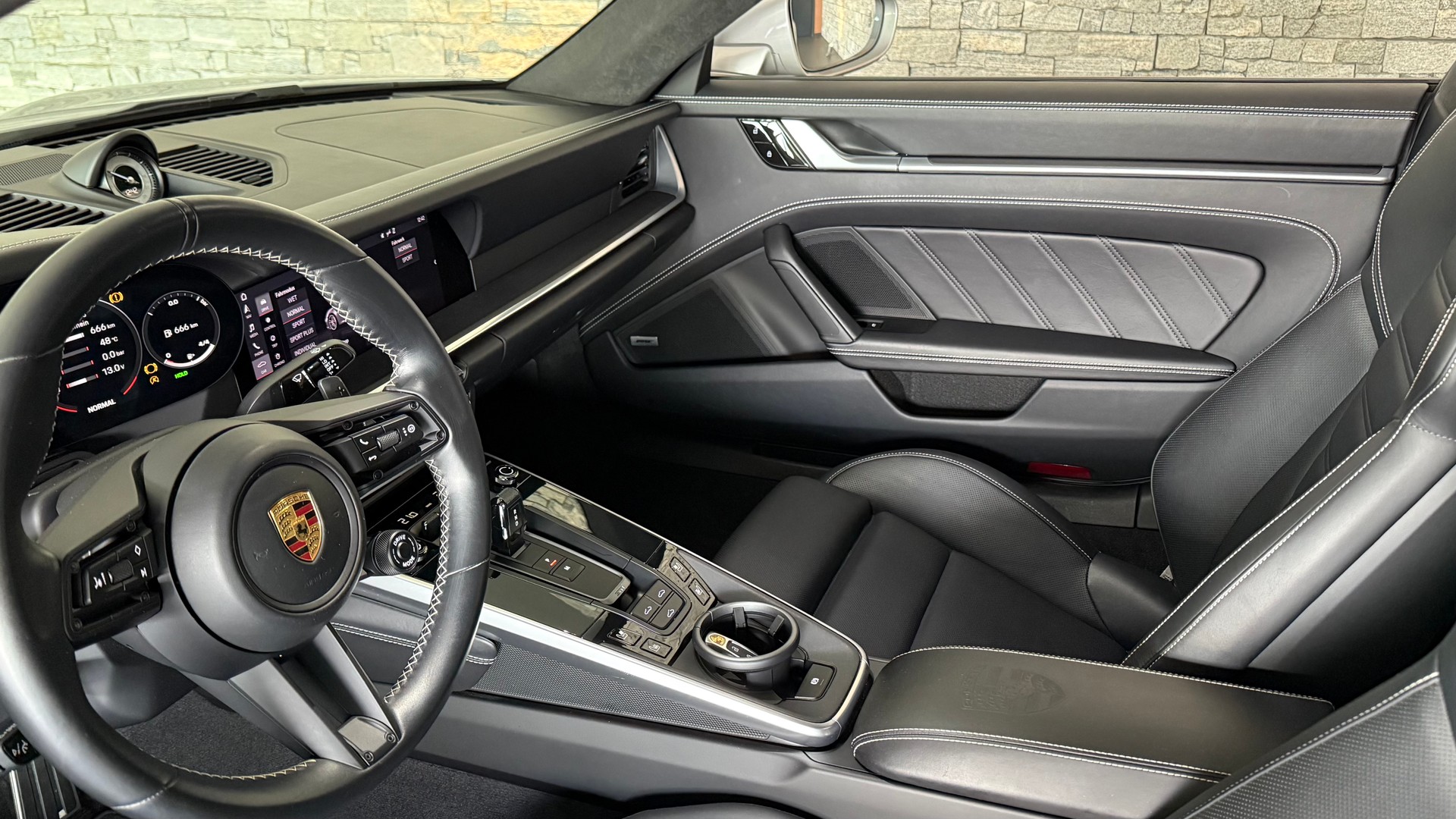 PORSCHE 911 Turbo S PDK-image-14