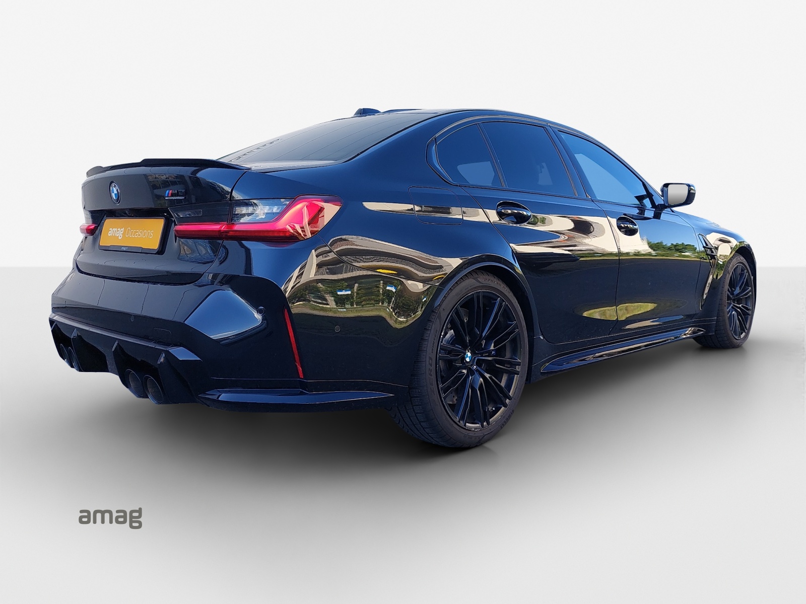 BMW M3 Competition M xDrive-image-4