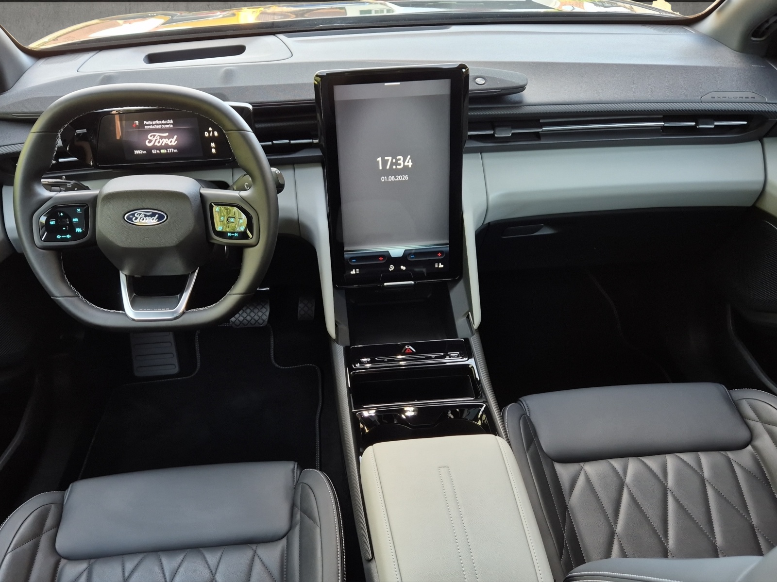 FORD Explorer Elektro Dual Extended Range Premium AWD-image-11