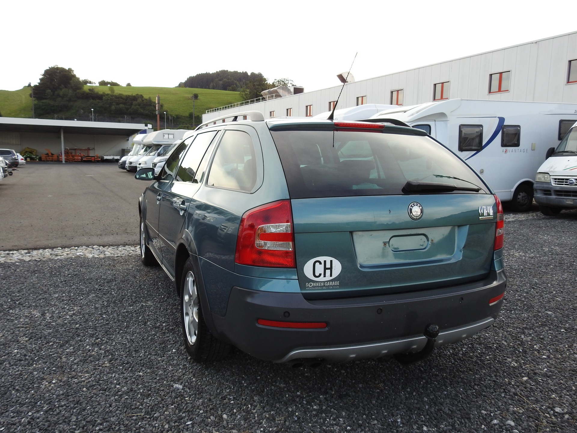 SKODA Octavia Scout 2.0 TDI 4x4-image-3