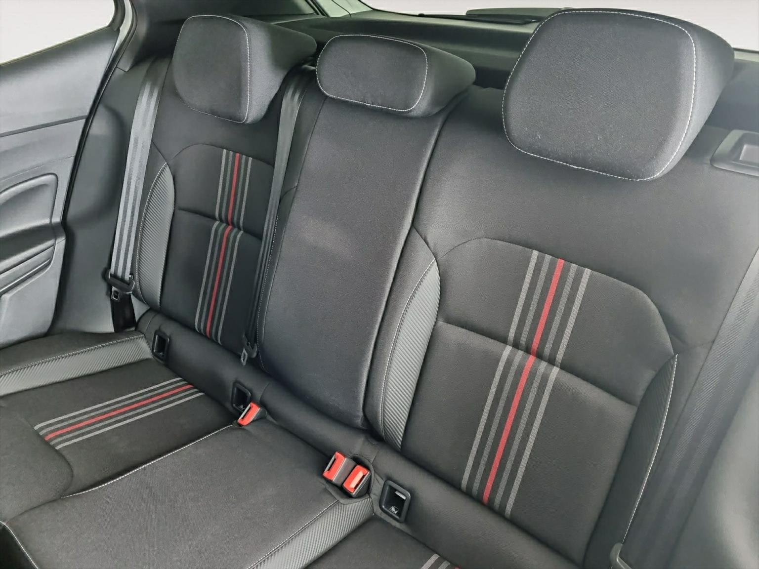 SKODA Fabia Monte Carlo 1.0 TSI DSG Pano-image-14