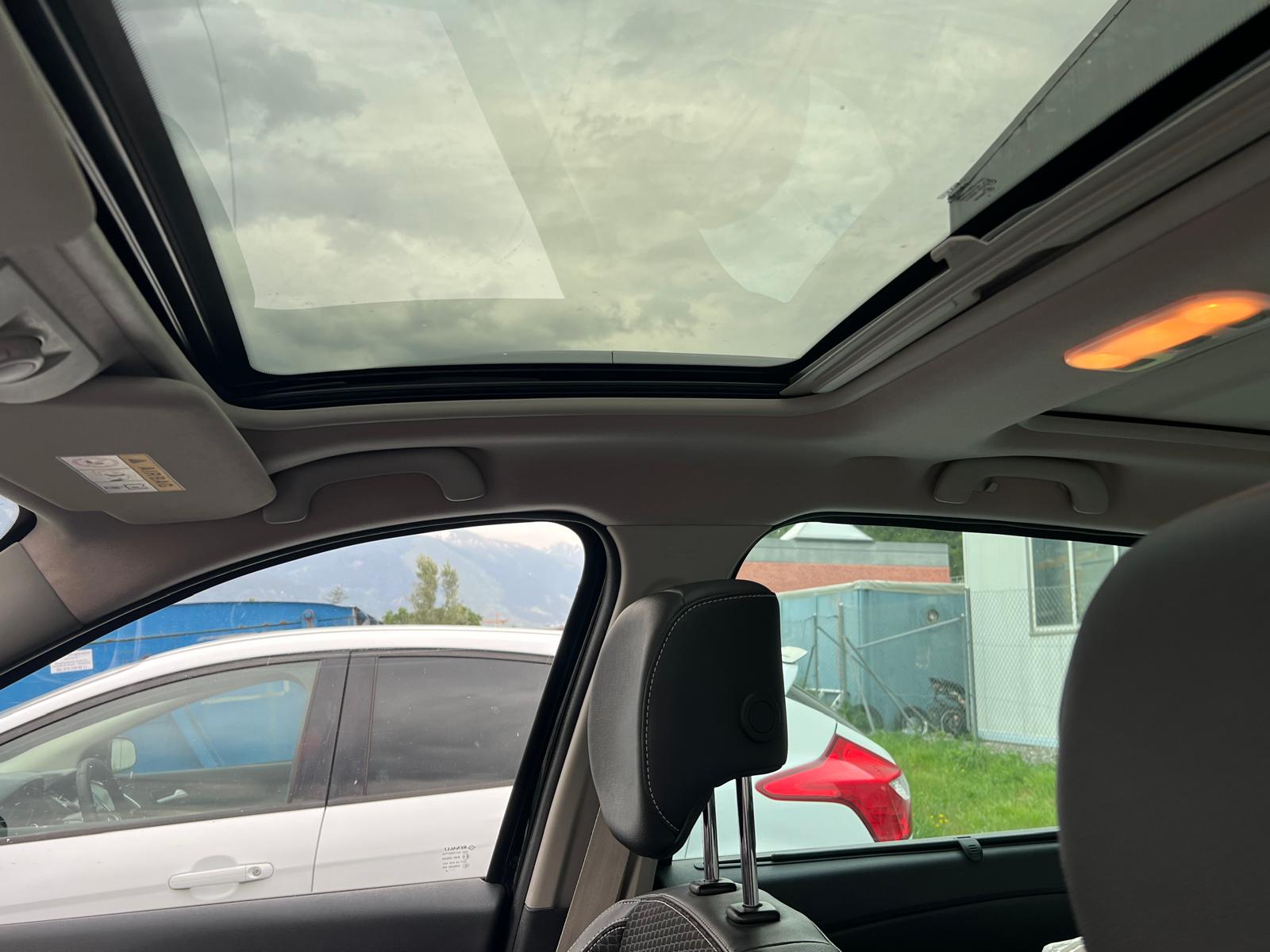 RENAULT Grand Scénic 1.6 dCi Bose-image-11