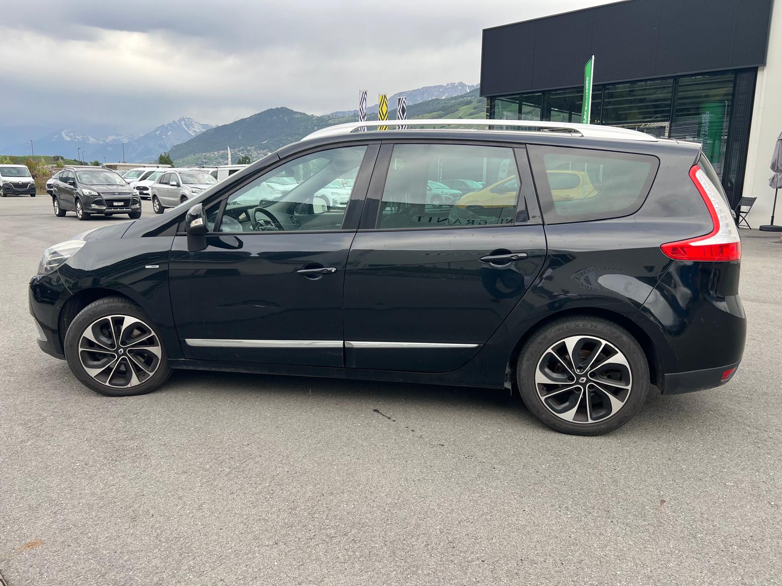 RENAULT Grand Scénic 1.6 dCi Bose-image-1