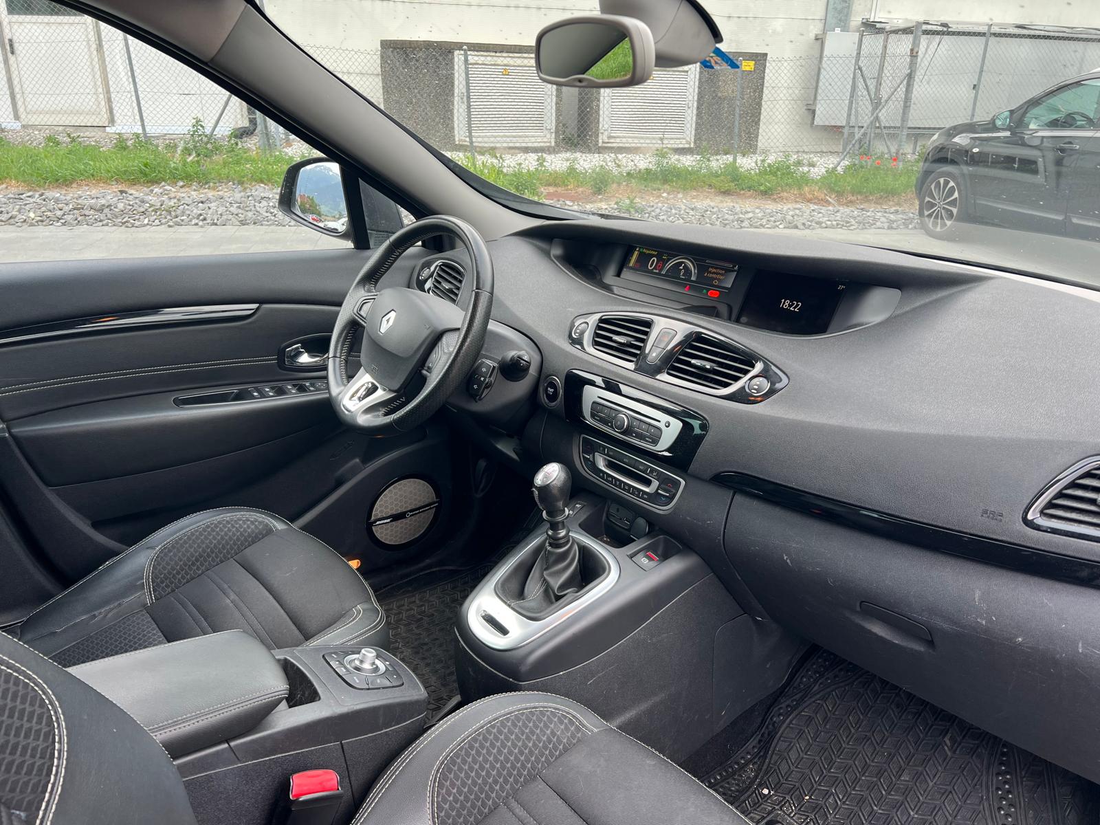 RENAULT Grand Scénic 1.6 dCi Bose-image-7
