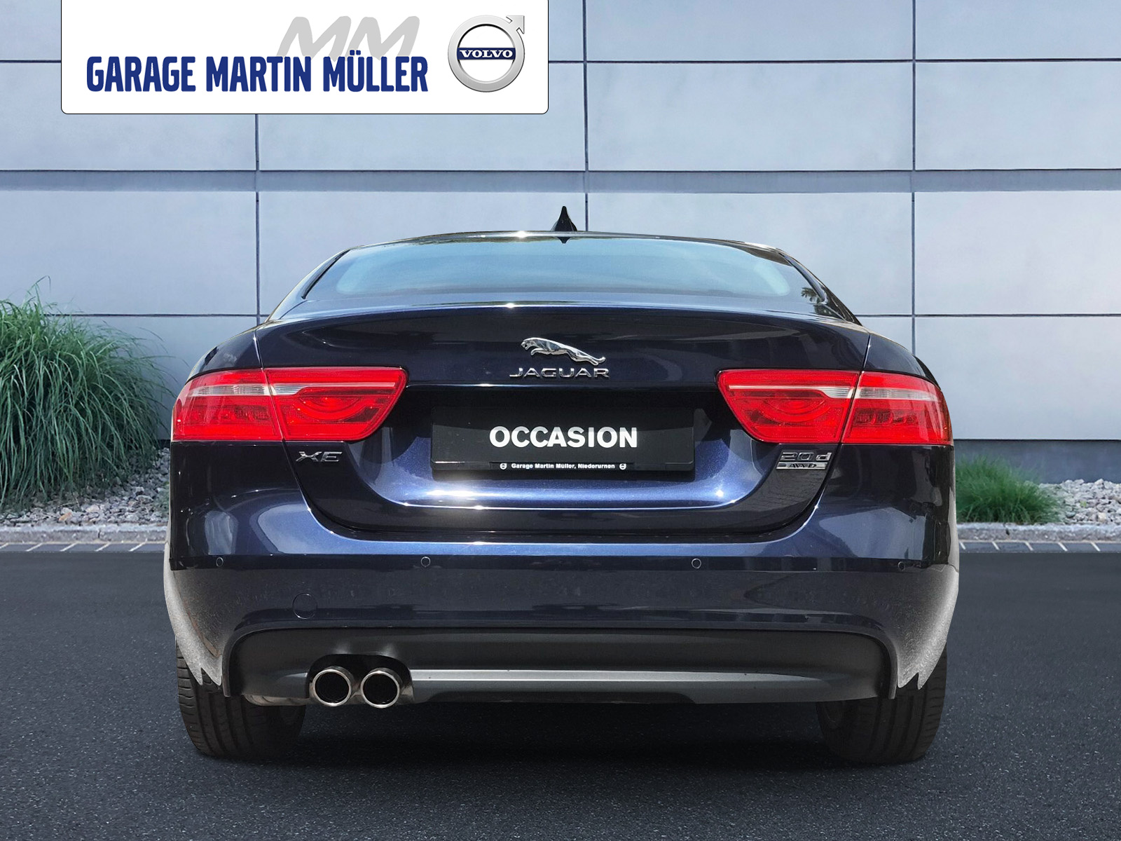 JAGUAR XE 2.0 D 180 Prestige AWD-image-3