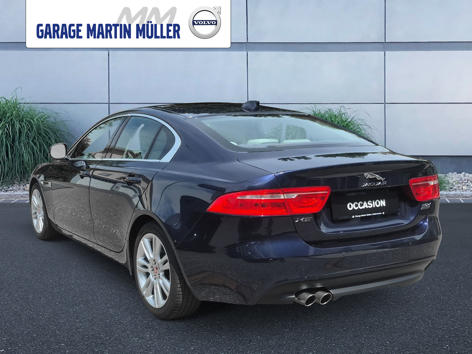 JAGUAR XE 2.0 D 180 Prestige AWD-image-2
