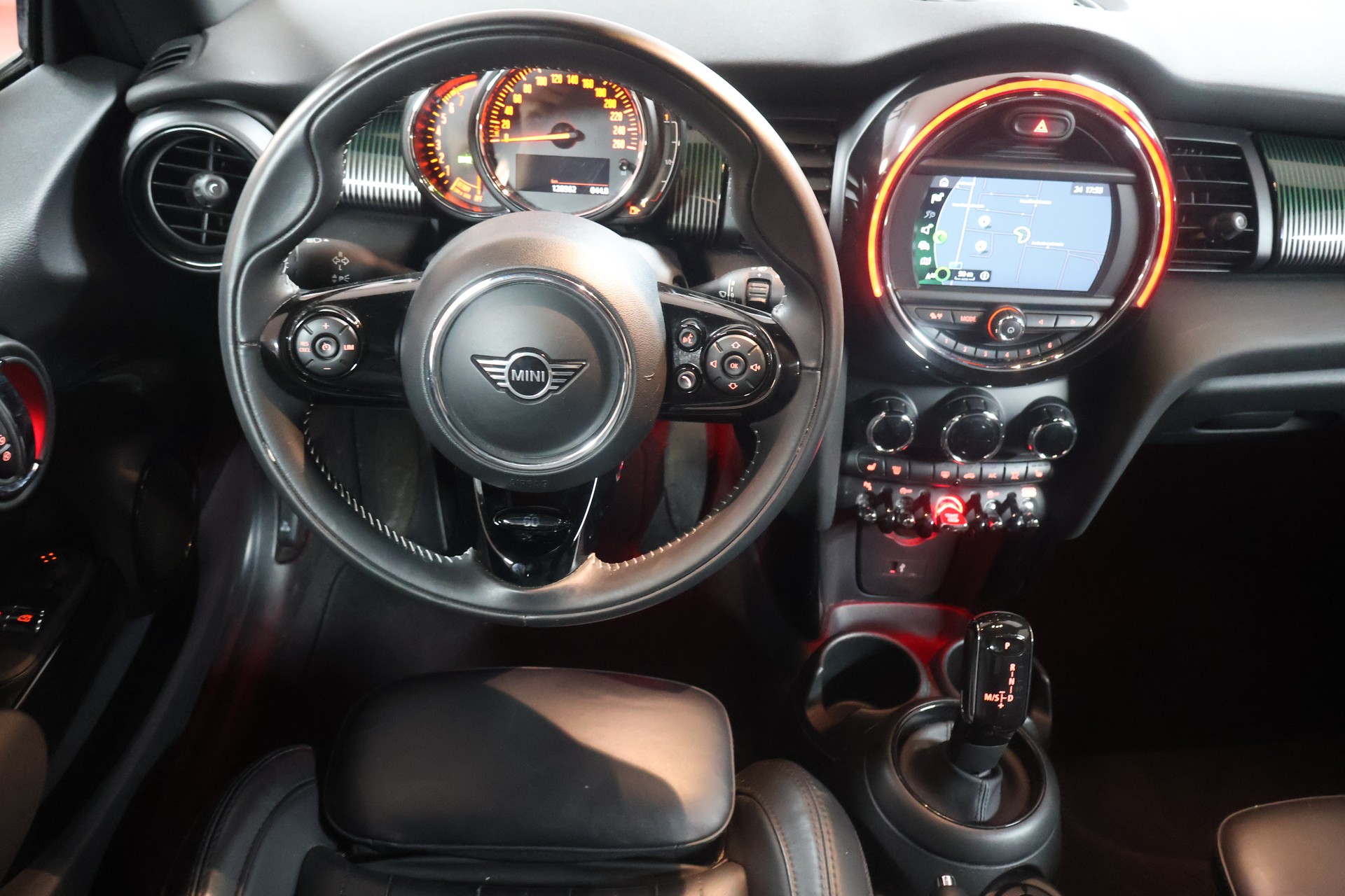 MINI Cooper Steptronic DKG-image-7