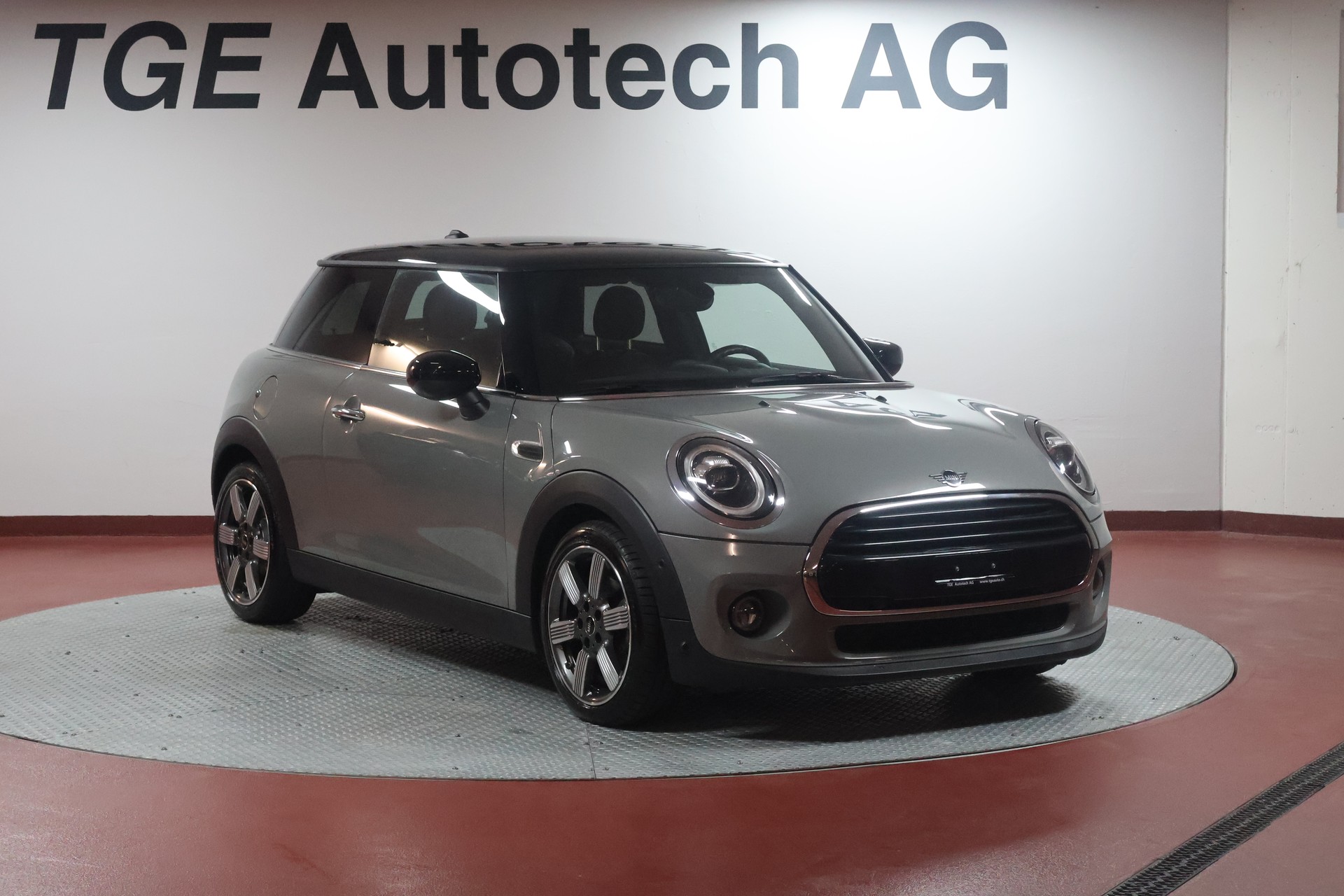 MINI Cooper Steptronic DKG-image-2