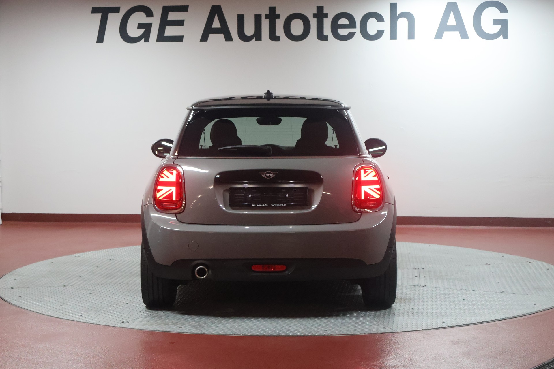 MINI Cooper Steptronic DKG-image-15