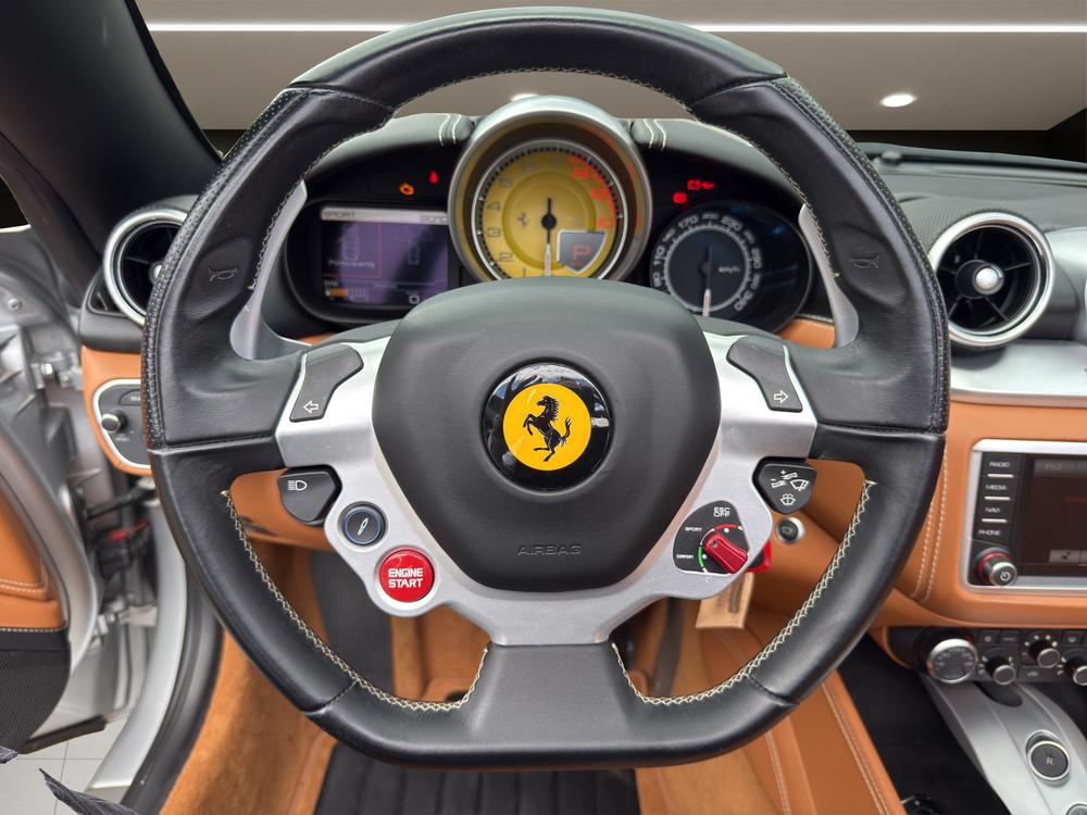 FERRARI CALIFORNIA 3.9 Turbo-image-8