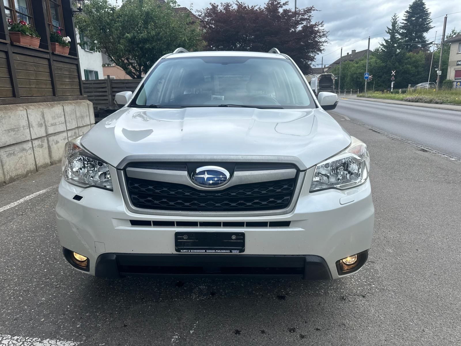 SUBARU Forester 2.0i Swiss Lineartronic-image-4