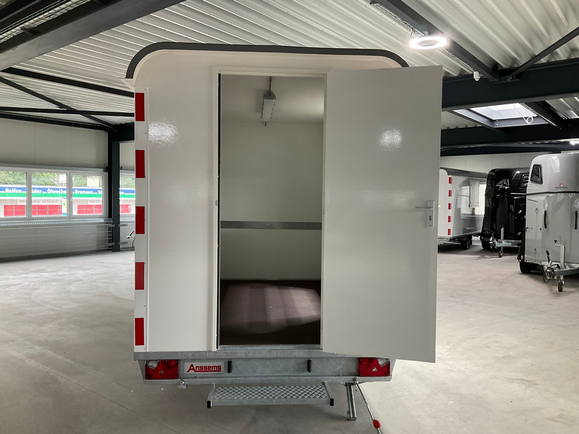 ANSSEMS PTS 1400 Bauwagen-image-4