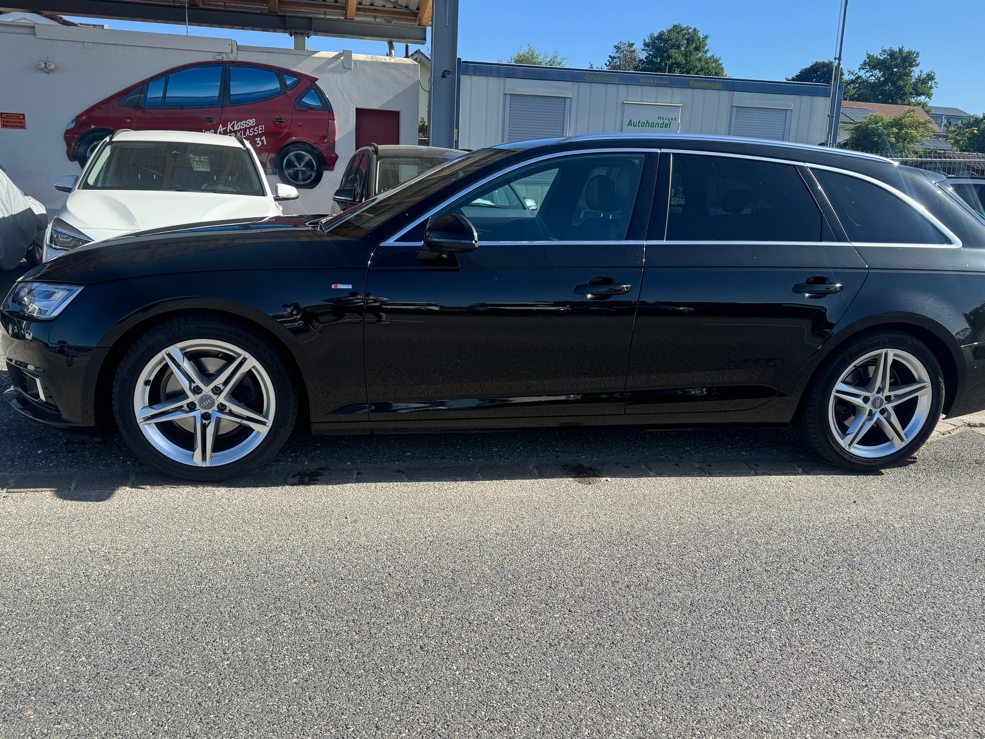 AUDI A4 Avant 2.0 TDI Sport S-tronic-image-2