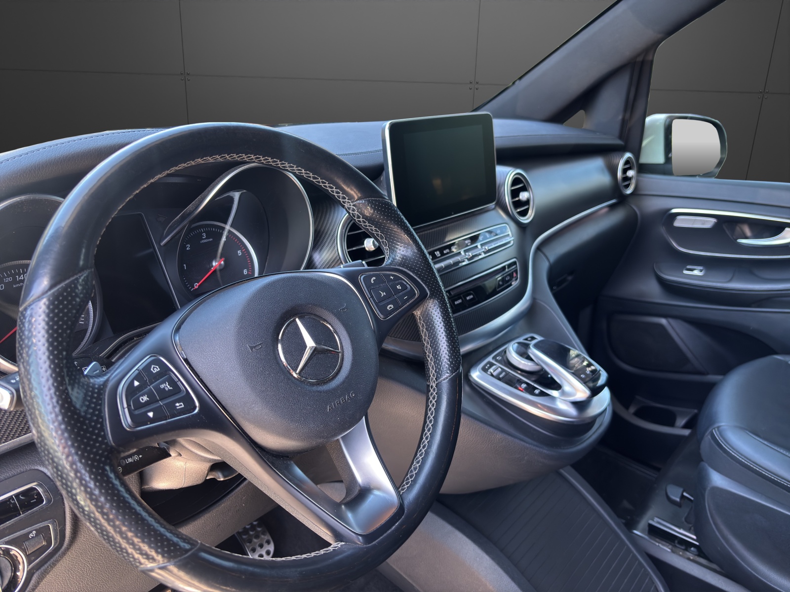 MERCEDES-BENZ V 250 d Avantgarde lang 4Matic 7G-Tronic-image-4