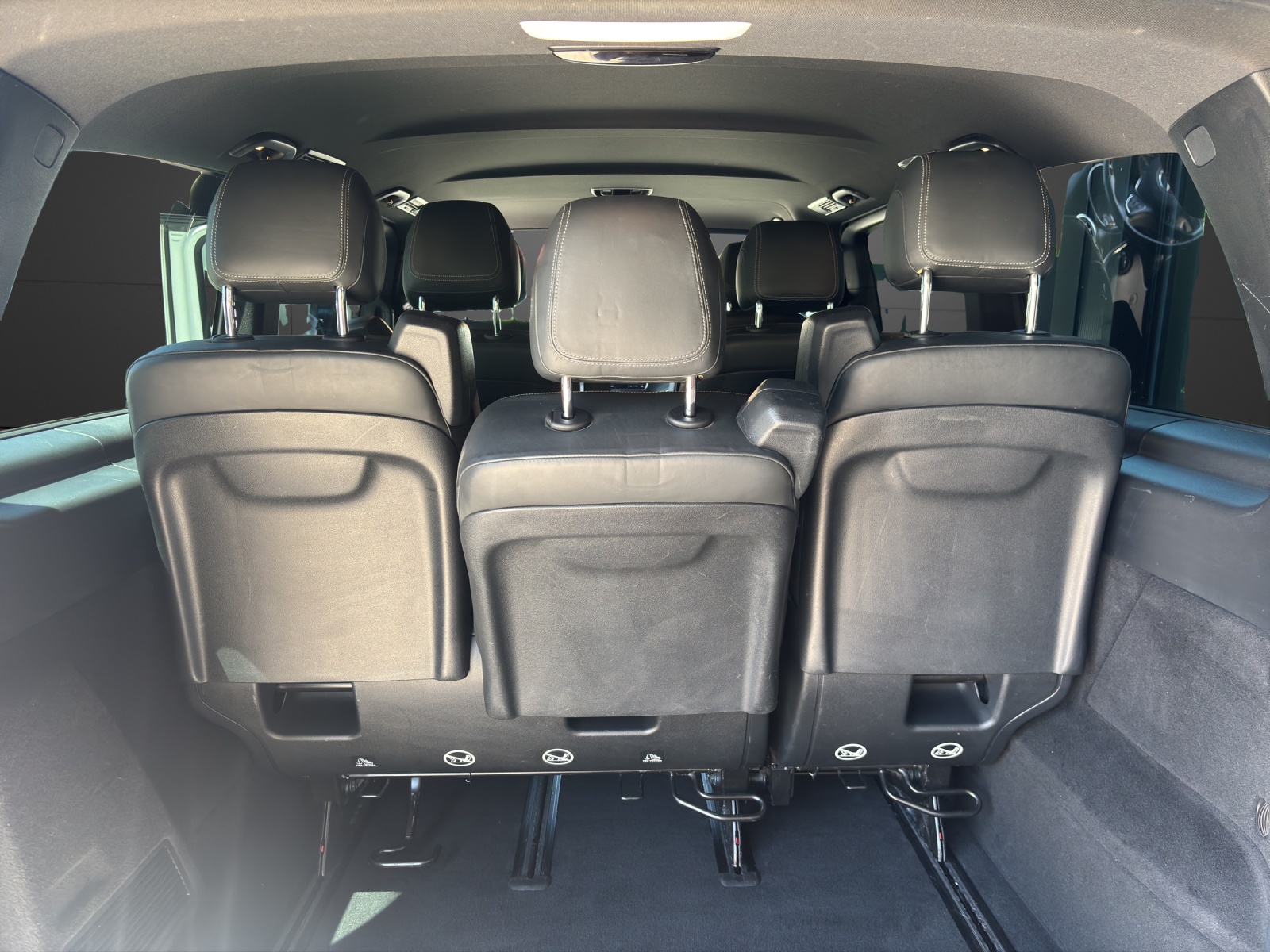 MERCEDES-BENZ V 250 d Avantgarde lang 4Matic 7G-Tronic-image-12