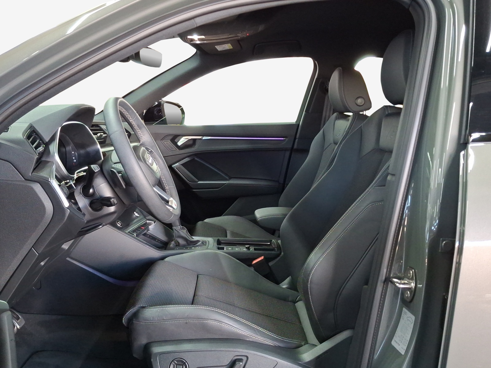 AUDI Q3 Sportback 35 TFSI Attraction S-tronic-image-7