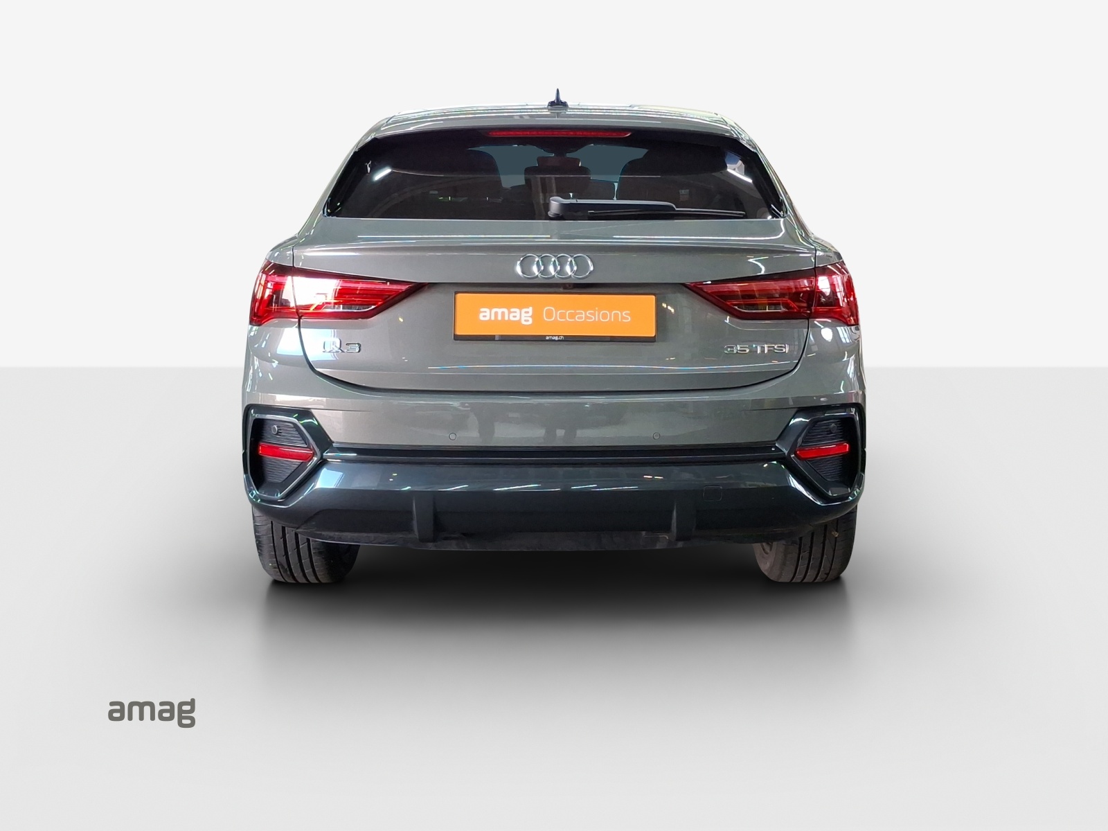 AUDI Q3 Sportback 35 TFSI Attraction S-tronic-showroom-element-3