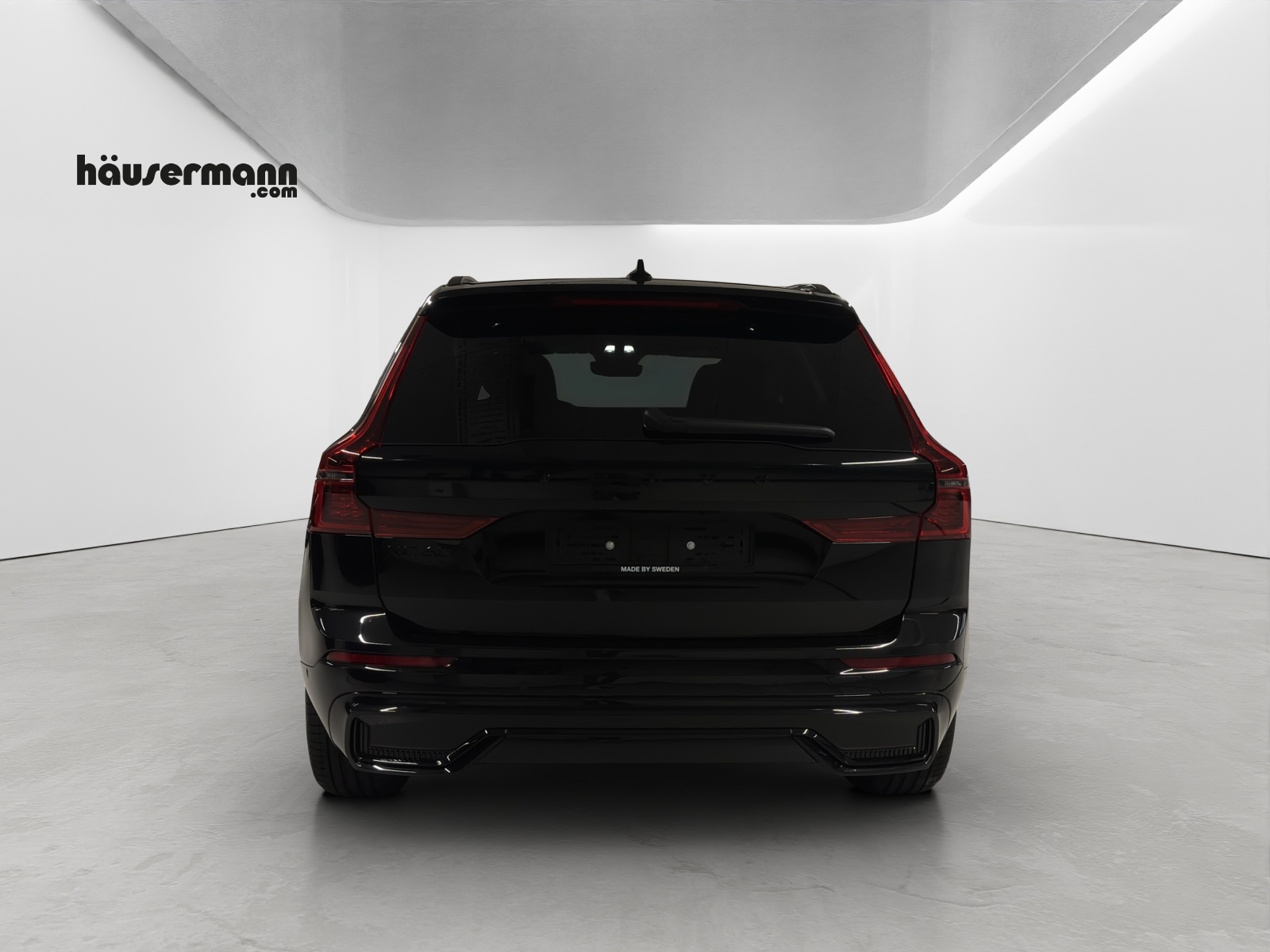 VOLVO XC60 2.0 B5 MH Black Edition AWD-image-10
