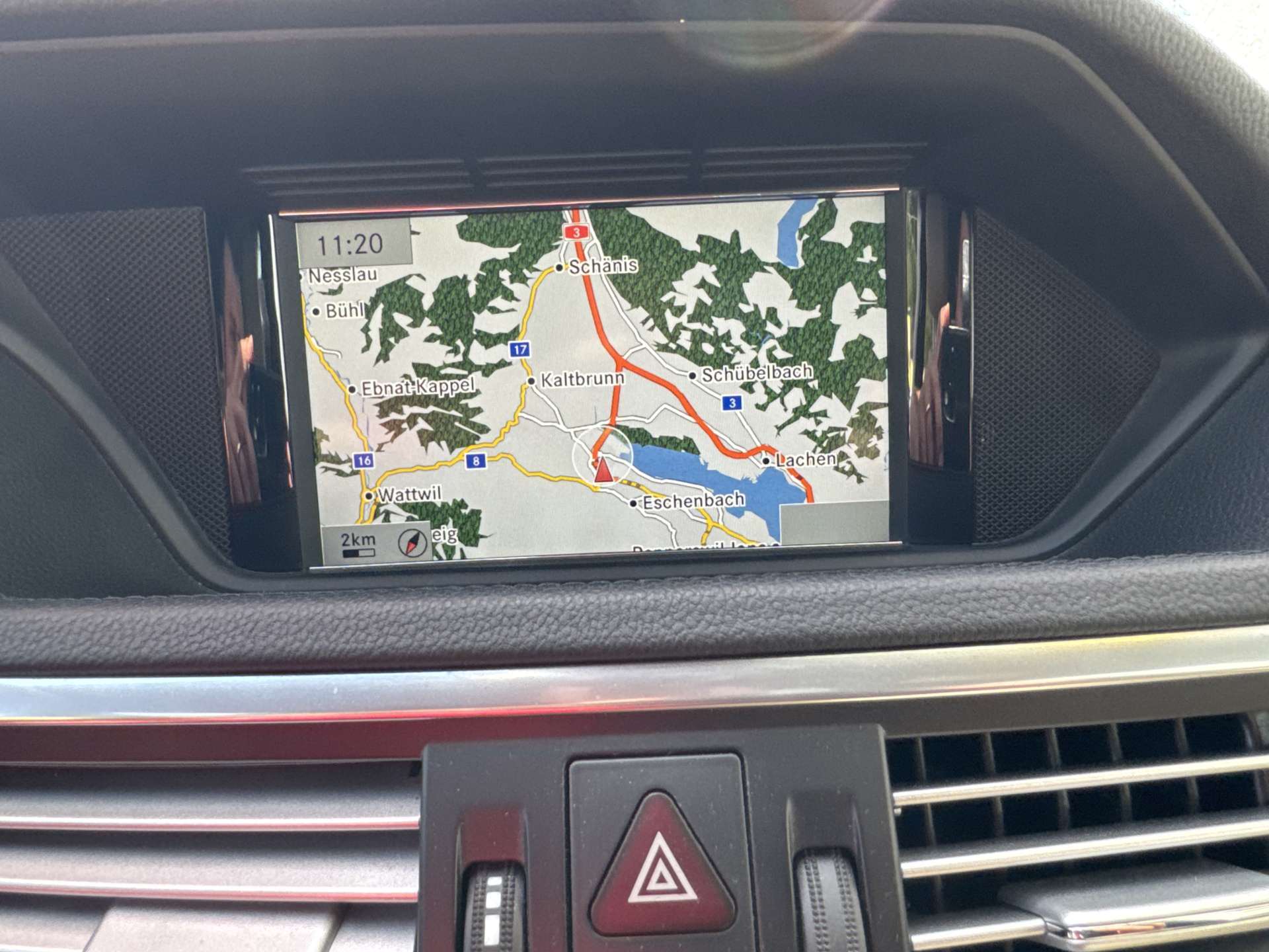 MERCEDES-BENZ E 350 V6 306PS Avantgarde 4Matic G-Tronic Automat-image-1
