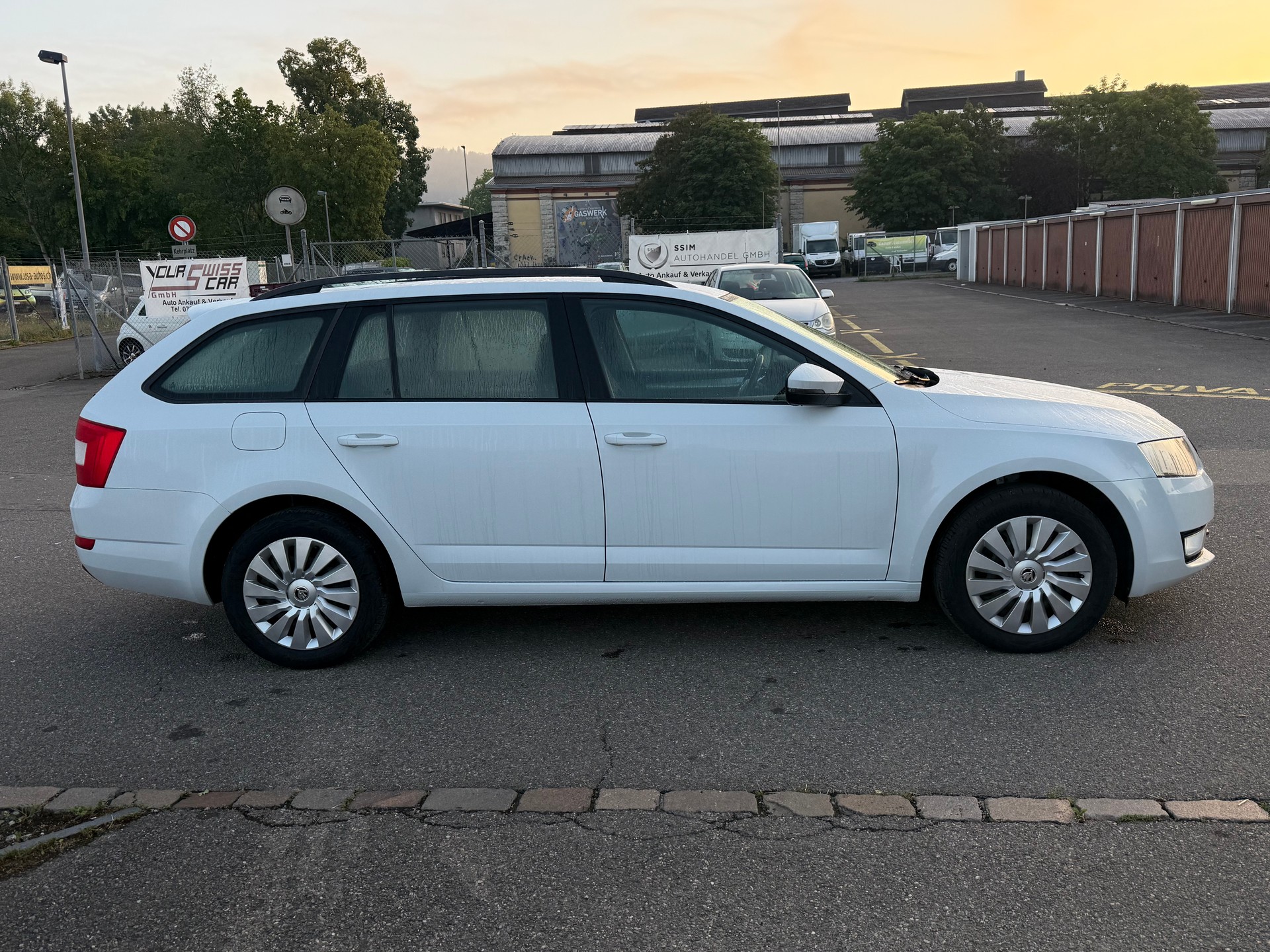 SKODA Octavia Combi 2.0 TDI Ambition 4x4 DSG-image-3