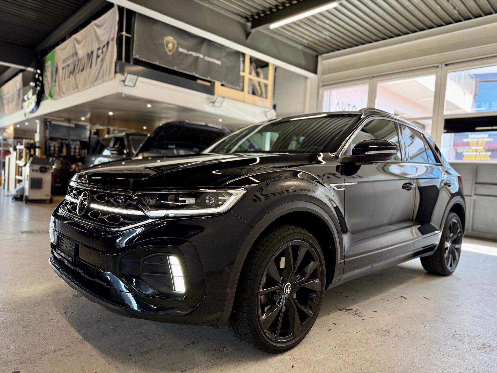 VW T-Roc 1.5 TSI EVO R-Line DSG-image-6