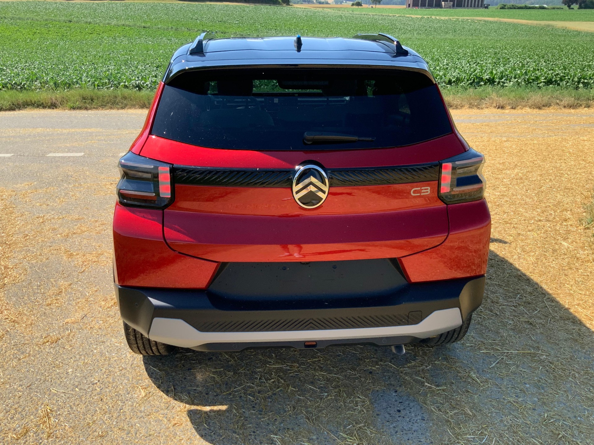 CITROEN C3 1.2 Hybrid Edition Tricolore-image-4