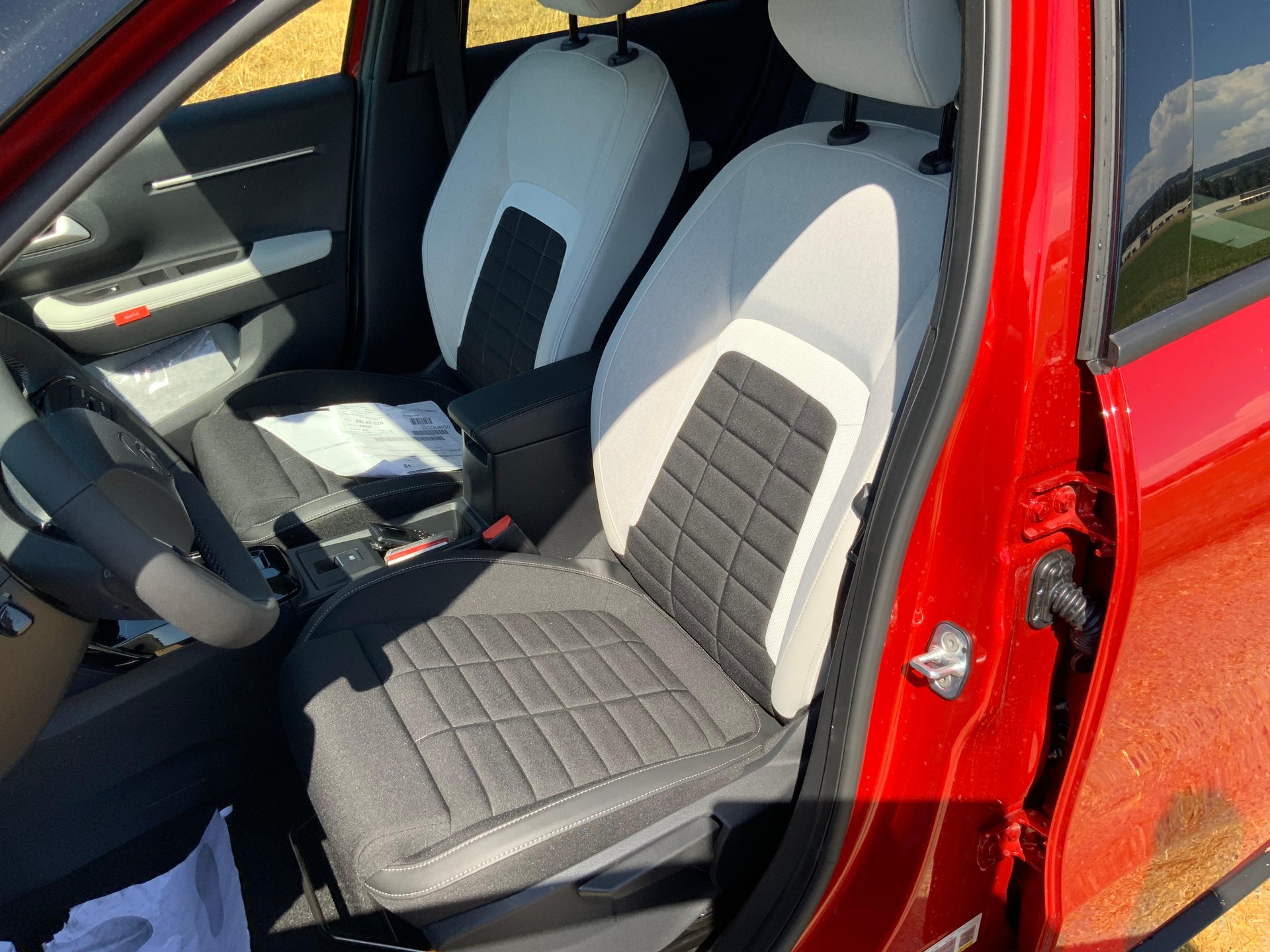 CITROEN C3 1.2 Hybrid Edition Tricolore-image-6