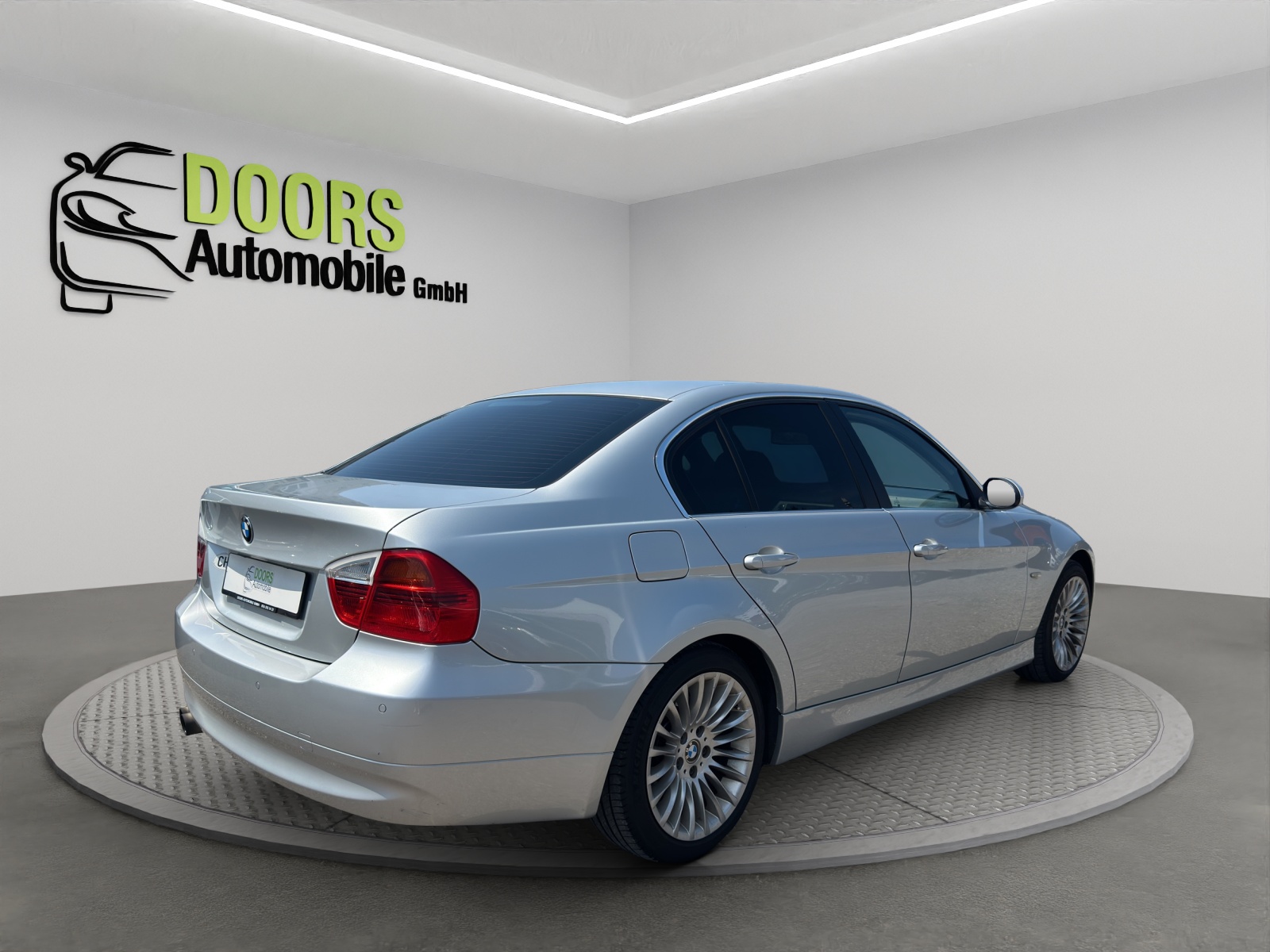 BMW 325i Steptronic-image-3