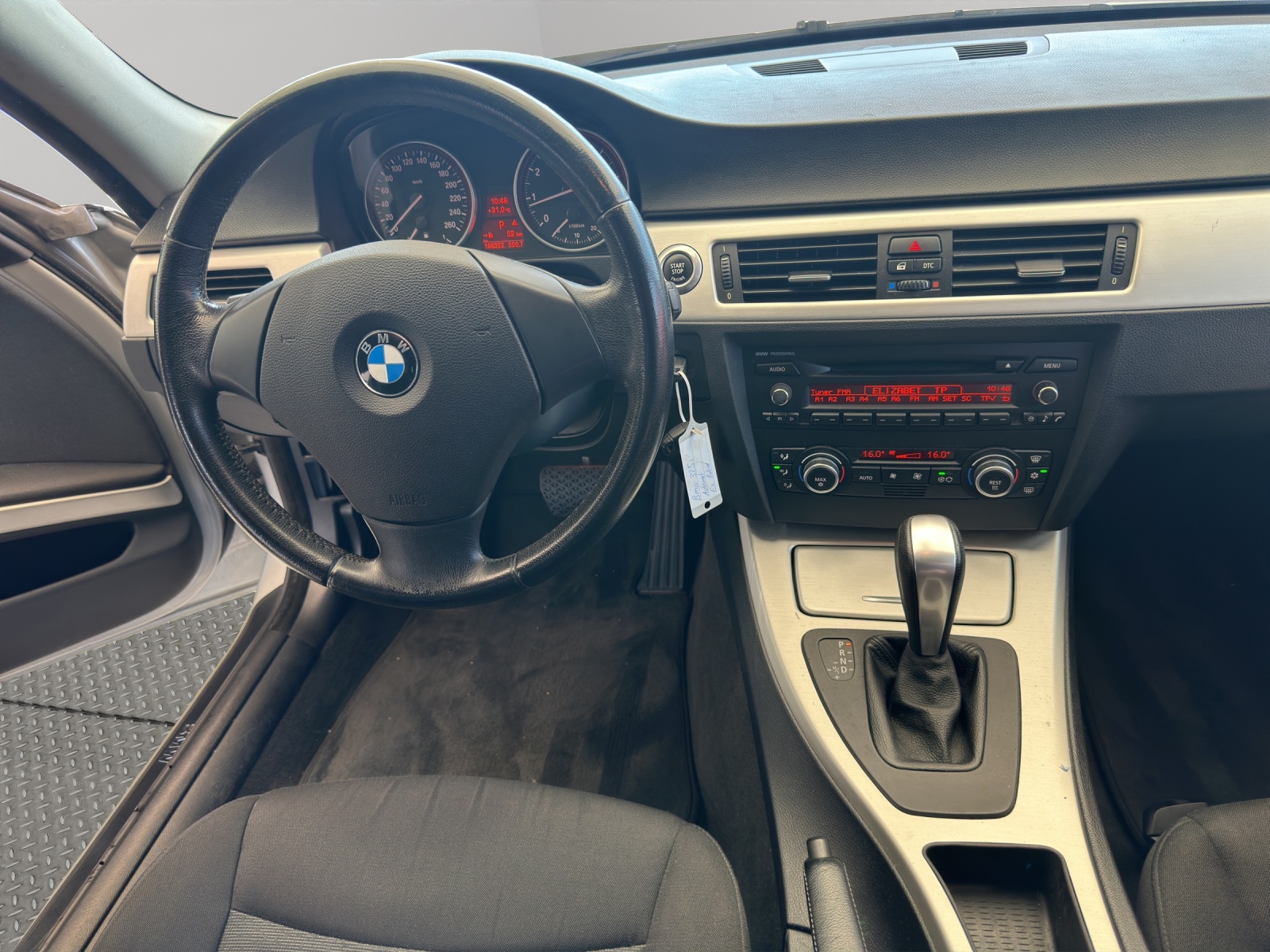 BMW 325i Steptronic-image-9