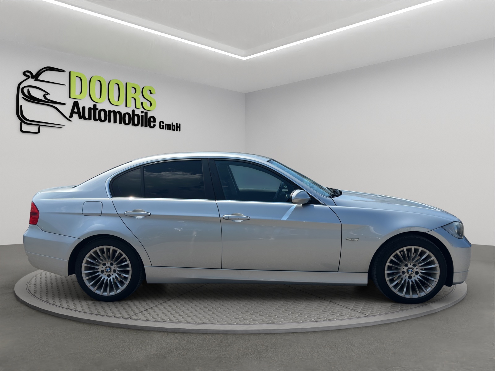 BMW 325i Steptronic-image-7