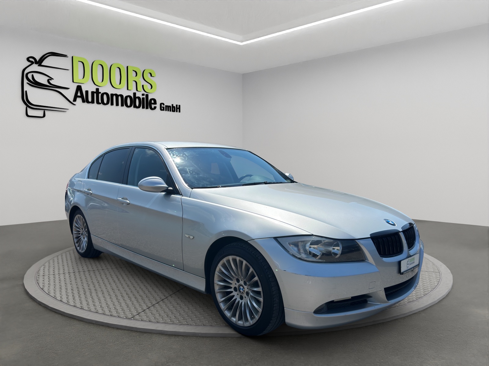 BMW 325i Steptronic-image-0