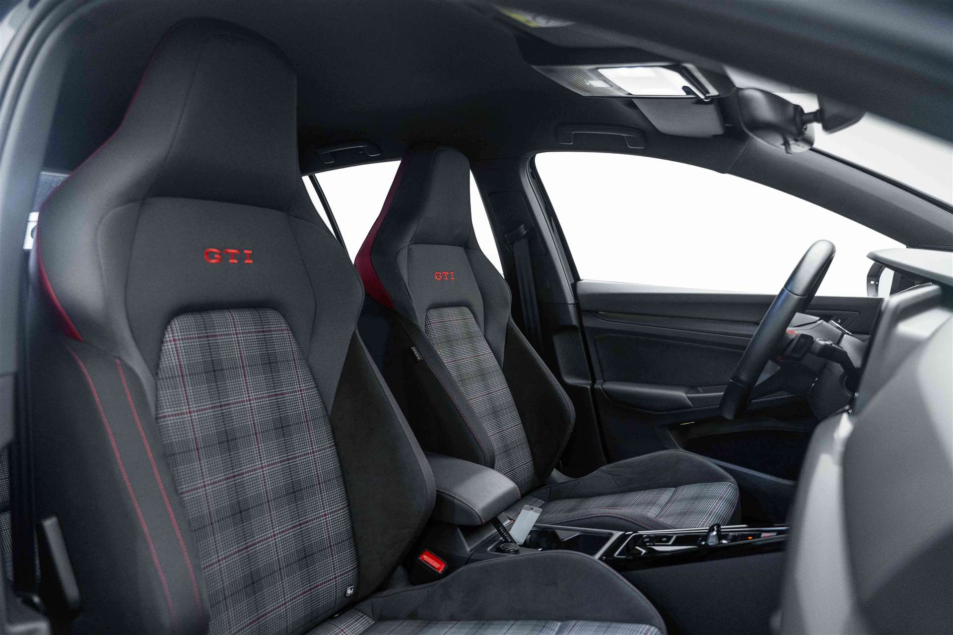 VW Golf 2.0 TSI GTI DSG 245PS-image-11