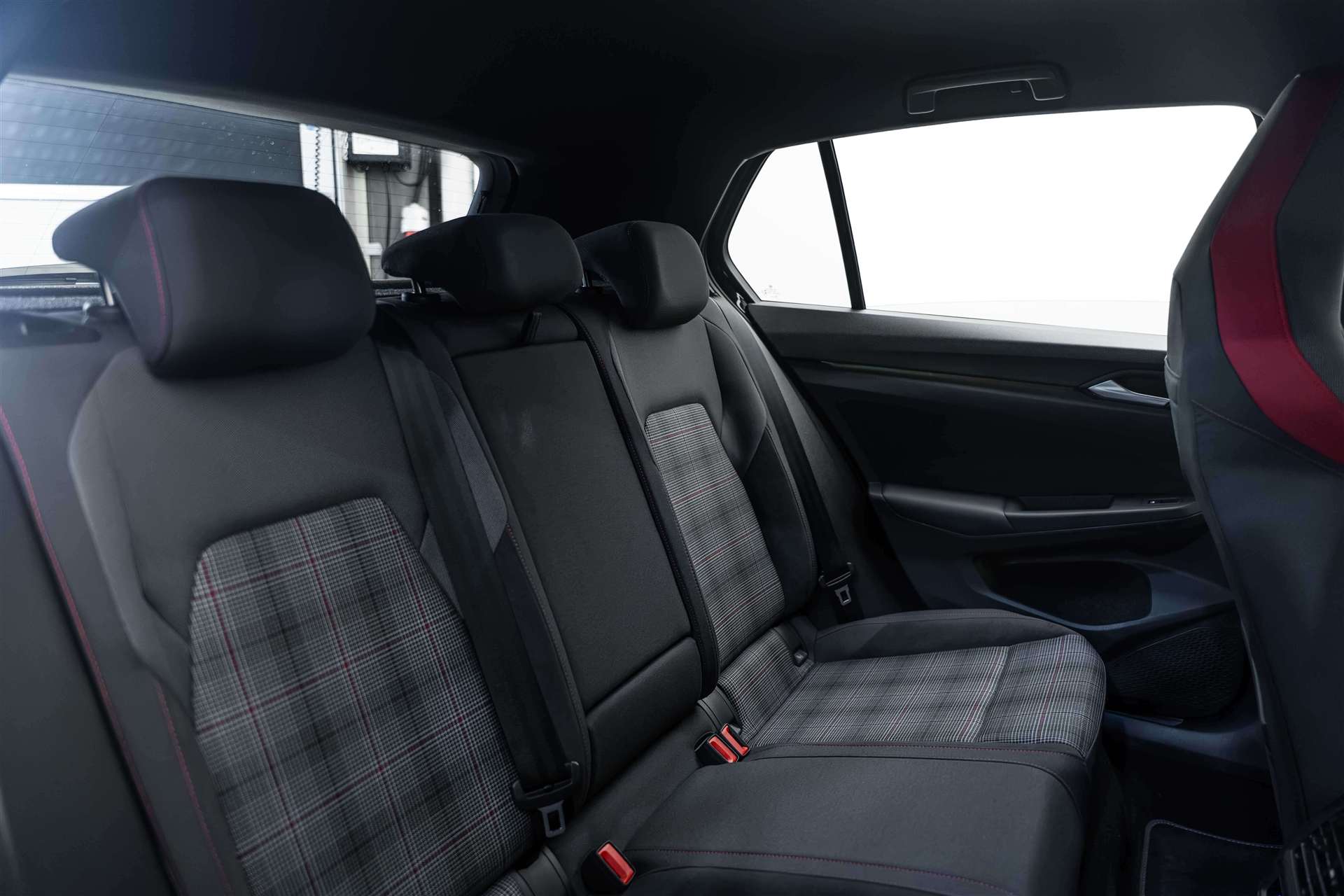 VW Golf 2.0 TSI GTI DSG 245PS-image-13