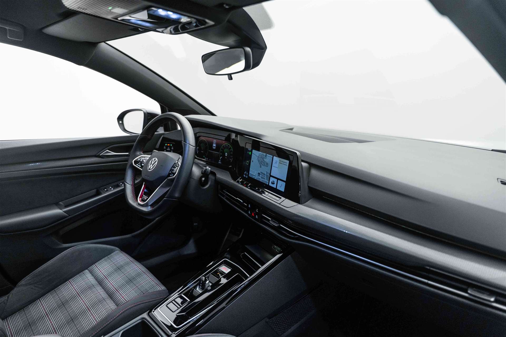 VW Golf 2.0 TSI GTI DSG 245PS-image-10