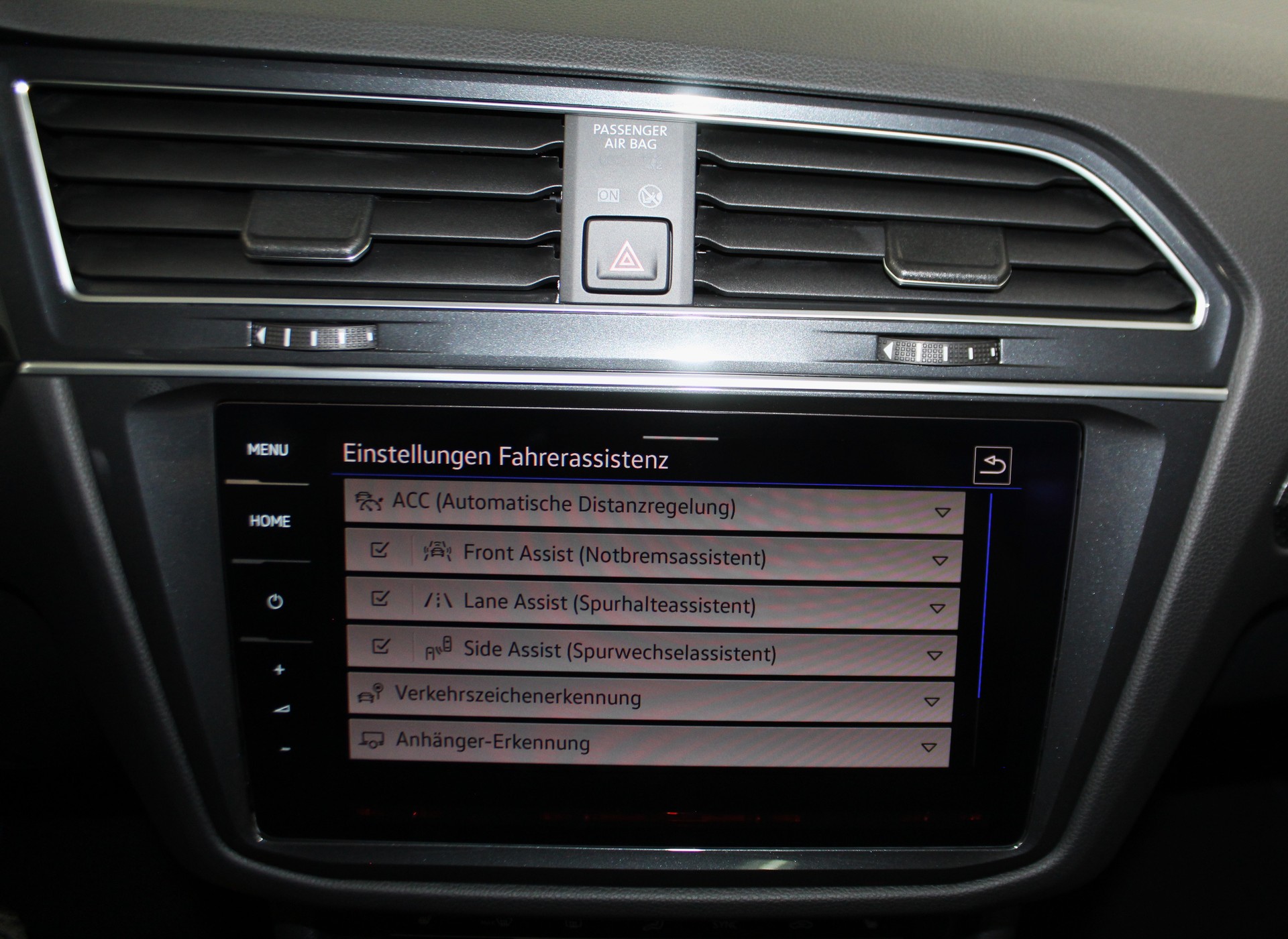 VW Tiguan 2.0TSI R 4Motion DSG "Black Style" Akrapovic / CH-Fahrzeug-image-21