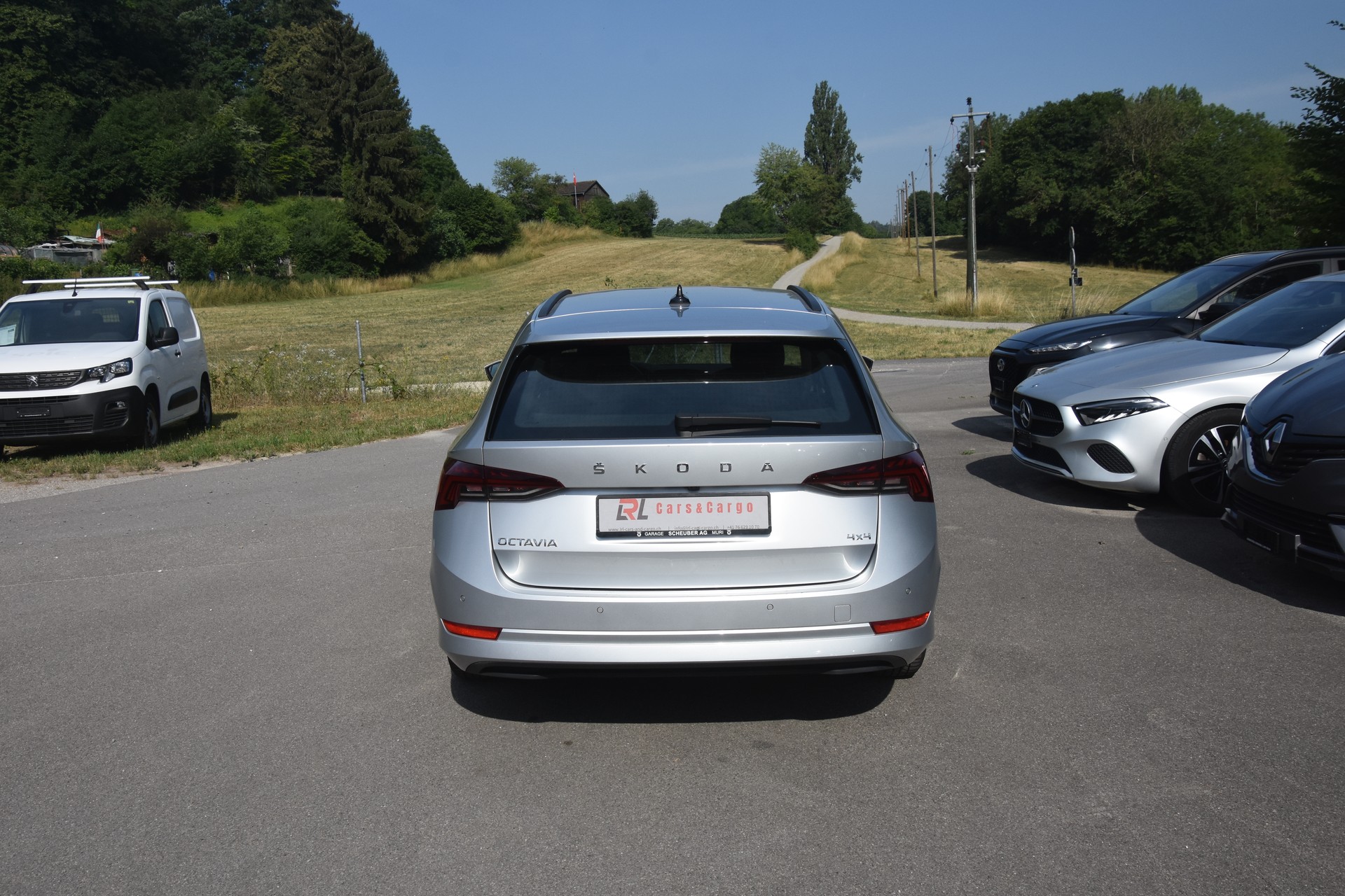 SKODA Octavia Combi 2.0 TDI DSG Ambition 4x4-image-5