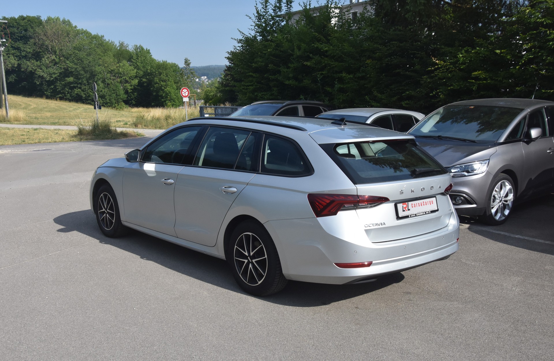 SKODA Octavia Combi 2.0 TDI DSG Ambition 4x4-image-6